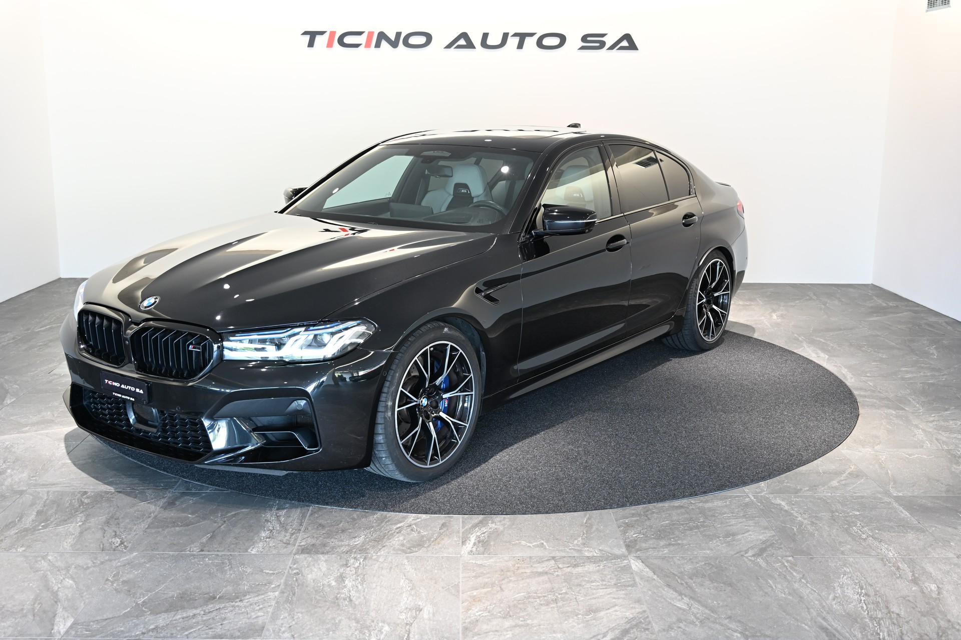 BMW M5 xDrive Competition Drivelogic-image-3