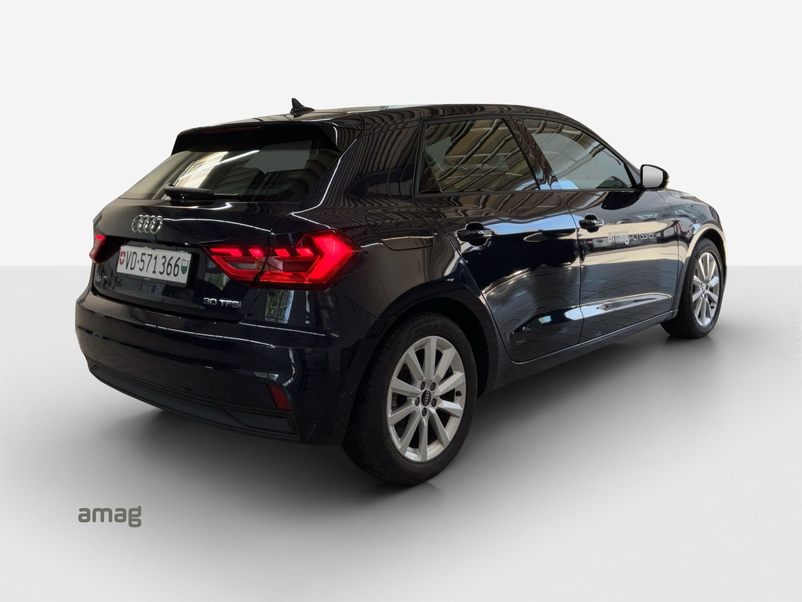 AUDI A1 Sportback 30 TFSI Attraction S-tronic-image-4