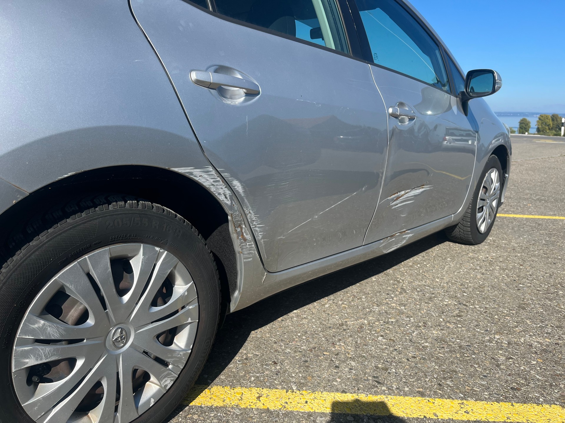 TOYOTA Auris 1.6 Linea Sol-image-4