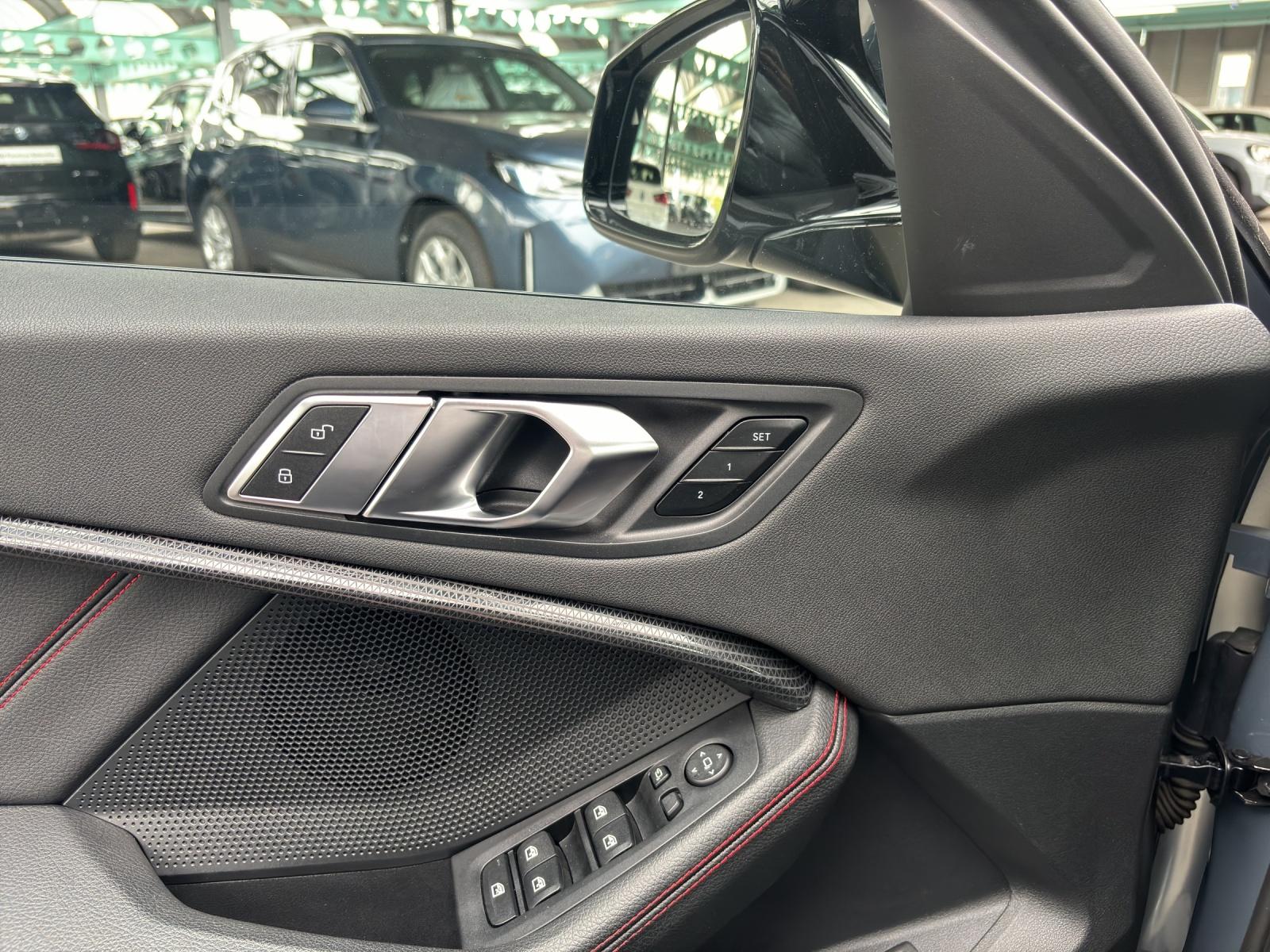 BMW 128ti-image-17