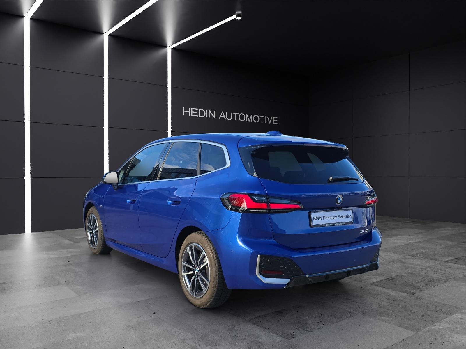 BMW 220i Active Tourer M Sport-image-2