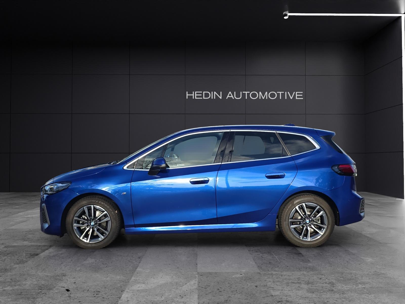 BMW 220i Active Tourer M Sport-image-5