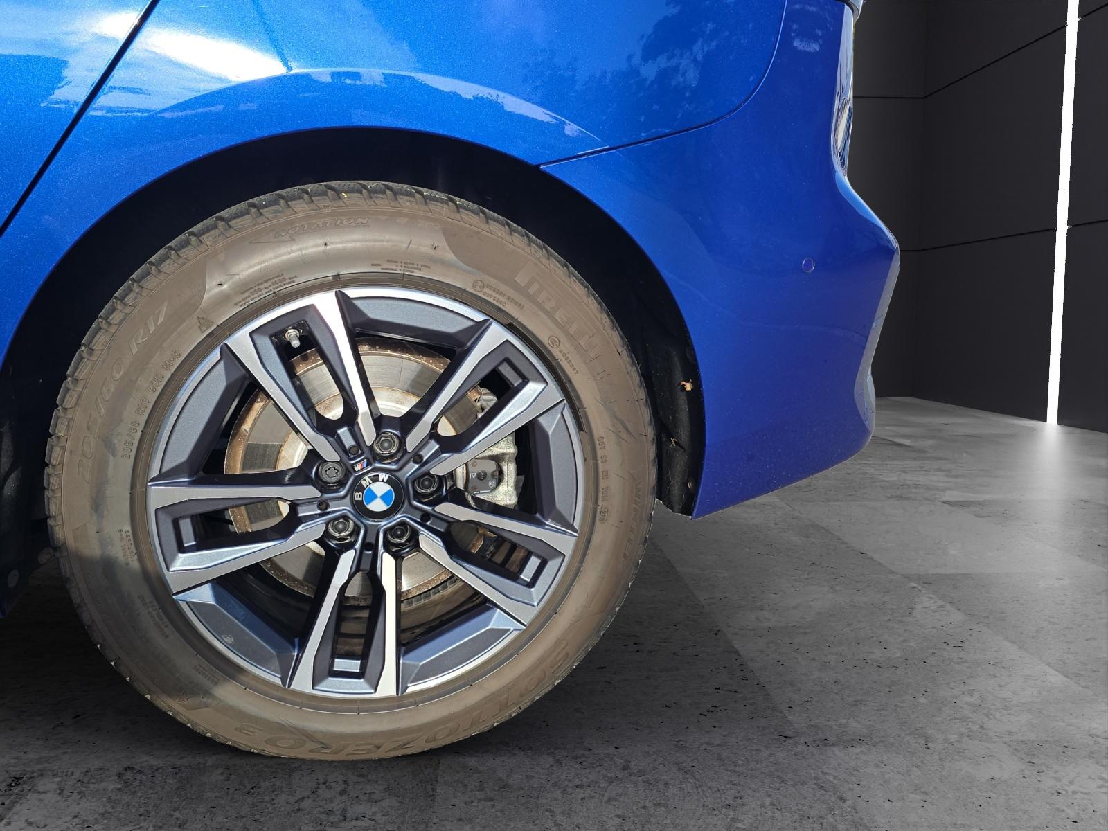 BMW 220i Active Tourer M Sport-image-6