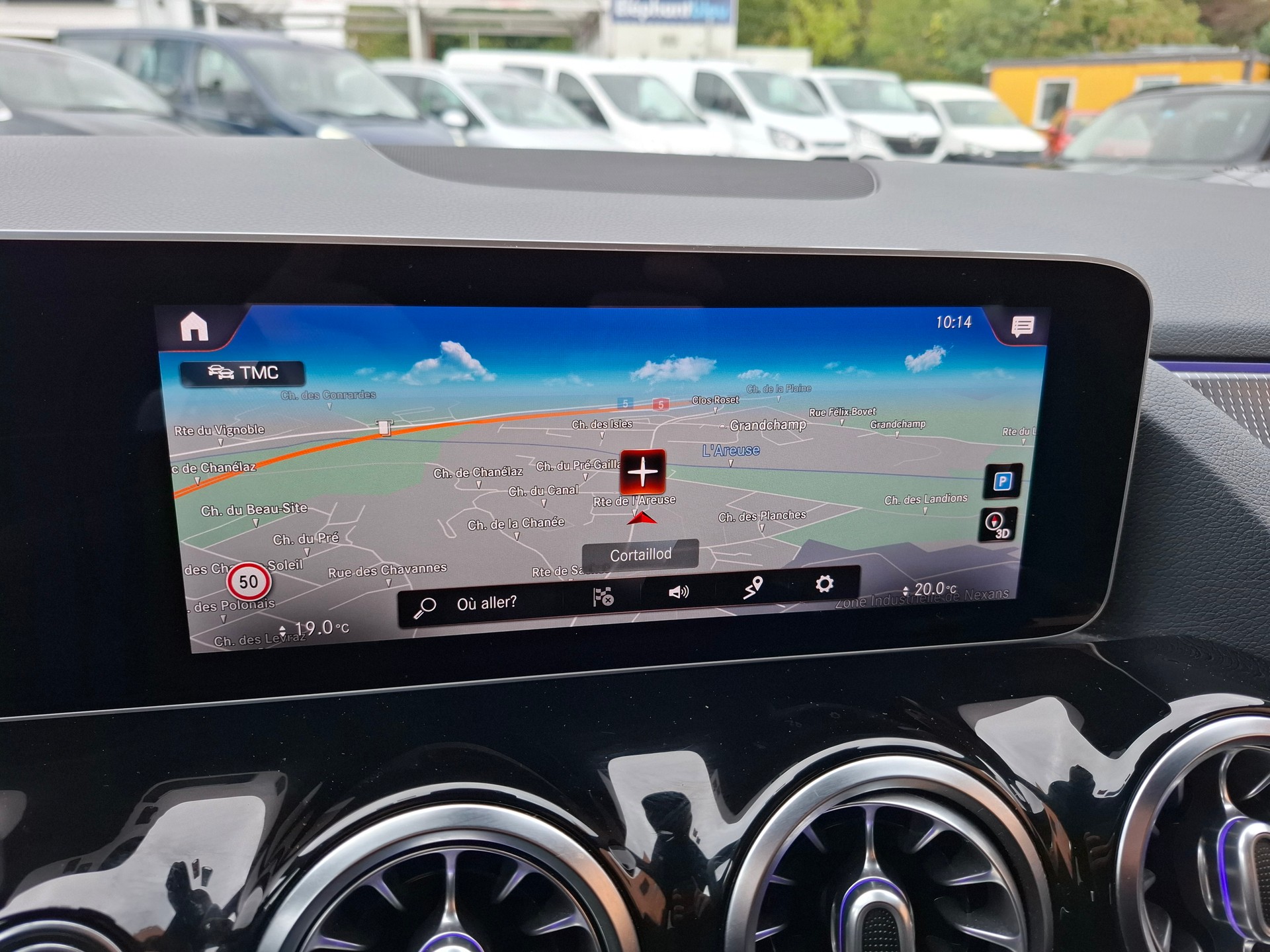 MERCEDES-BENZ B 220 4Matic AMG Line 7G-DCT-image-11