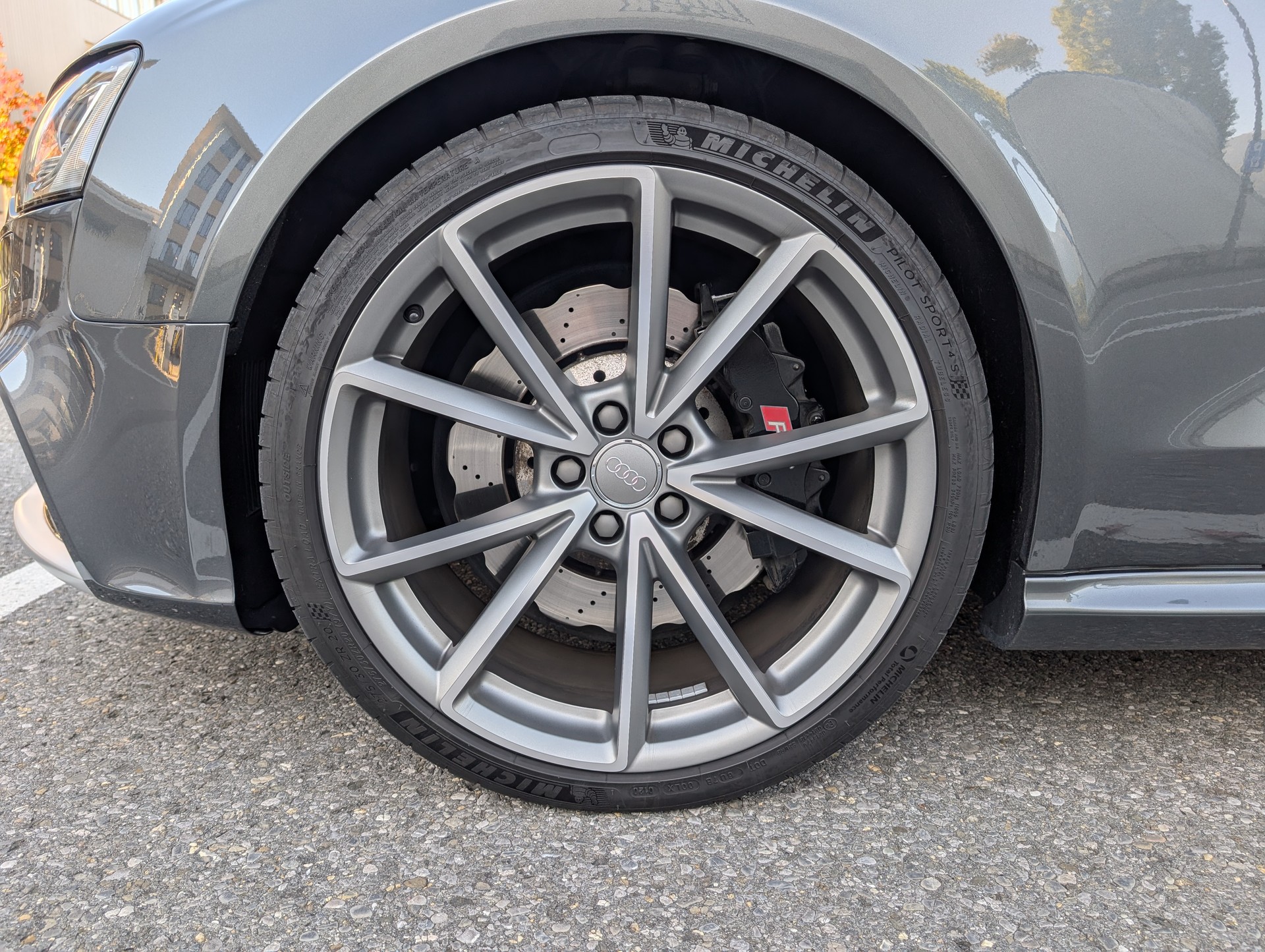 AUDI RS5 4.2 V8 FSI quattro S-Tronic-image-15