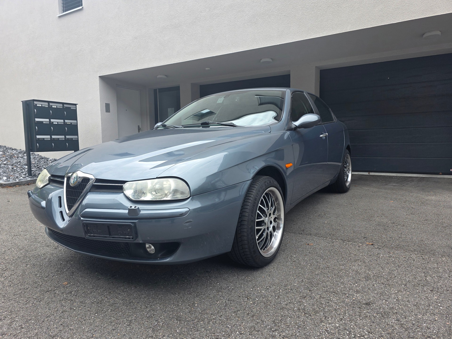 ALFA ROMEO 156 2.0 16V JTS Distinctive-image-2