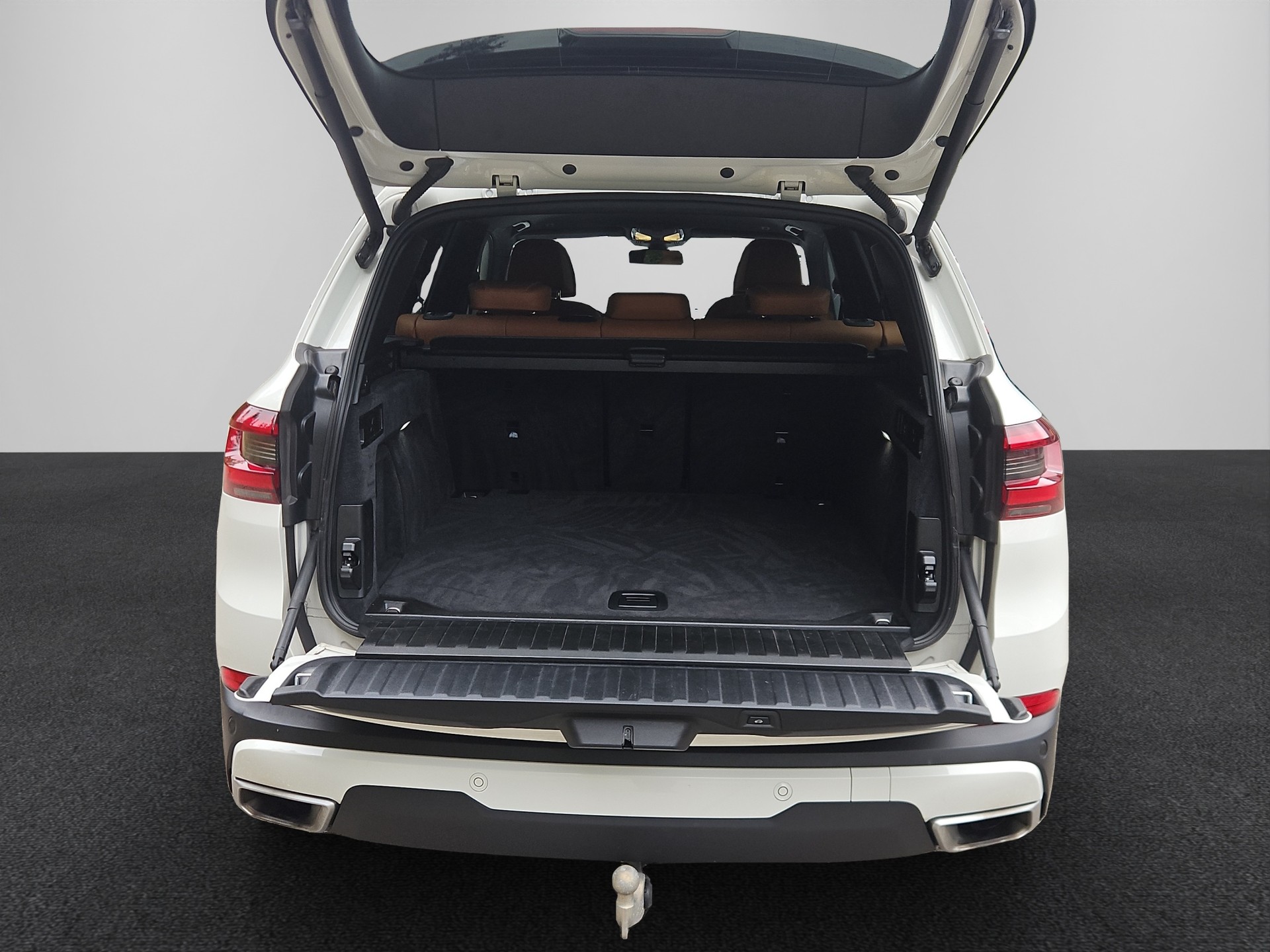 BMW X5 xDrive 48V 30d Steptronic-image-17