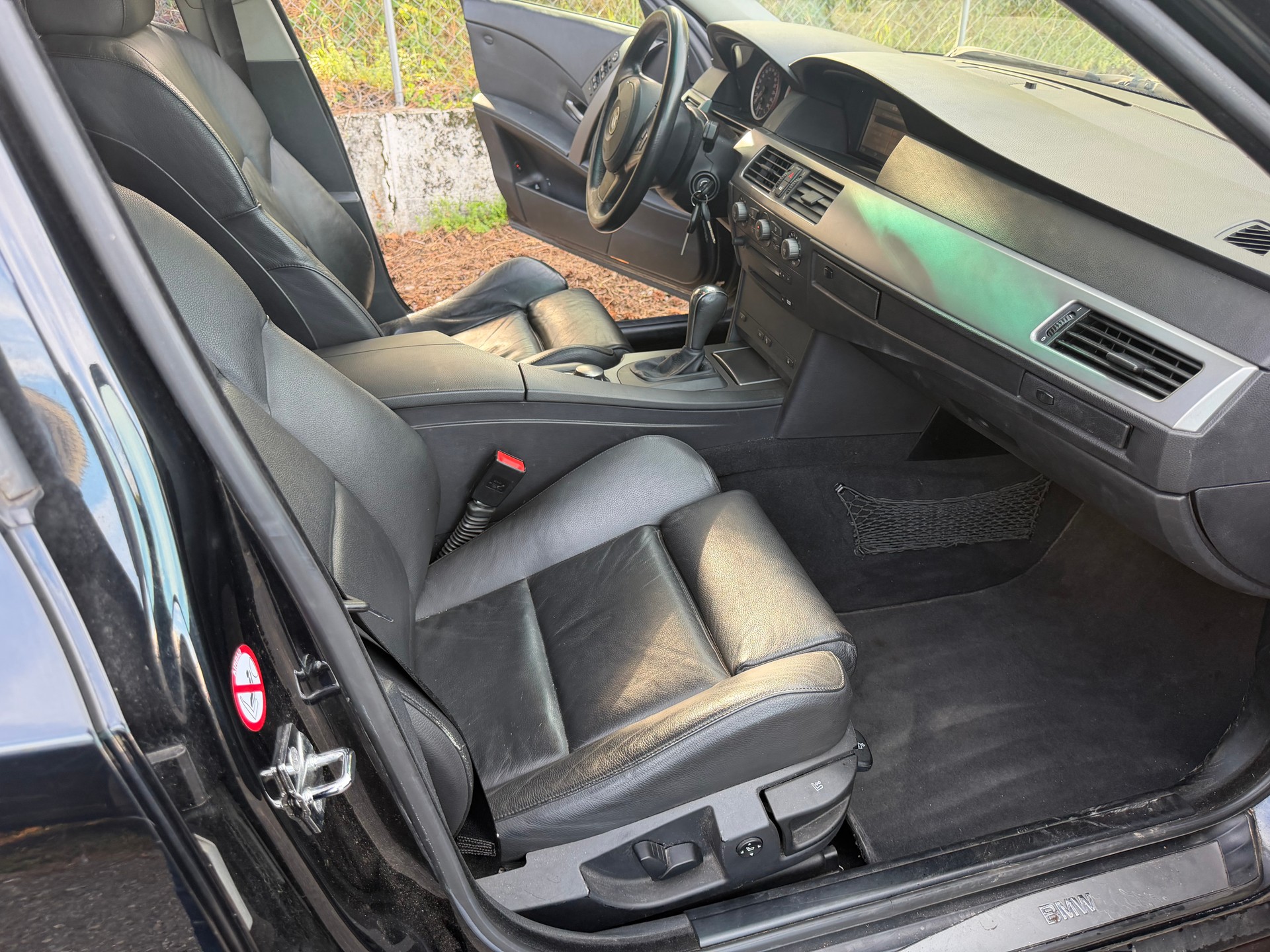 BMW 530d Touring-image-8
