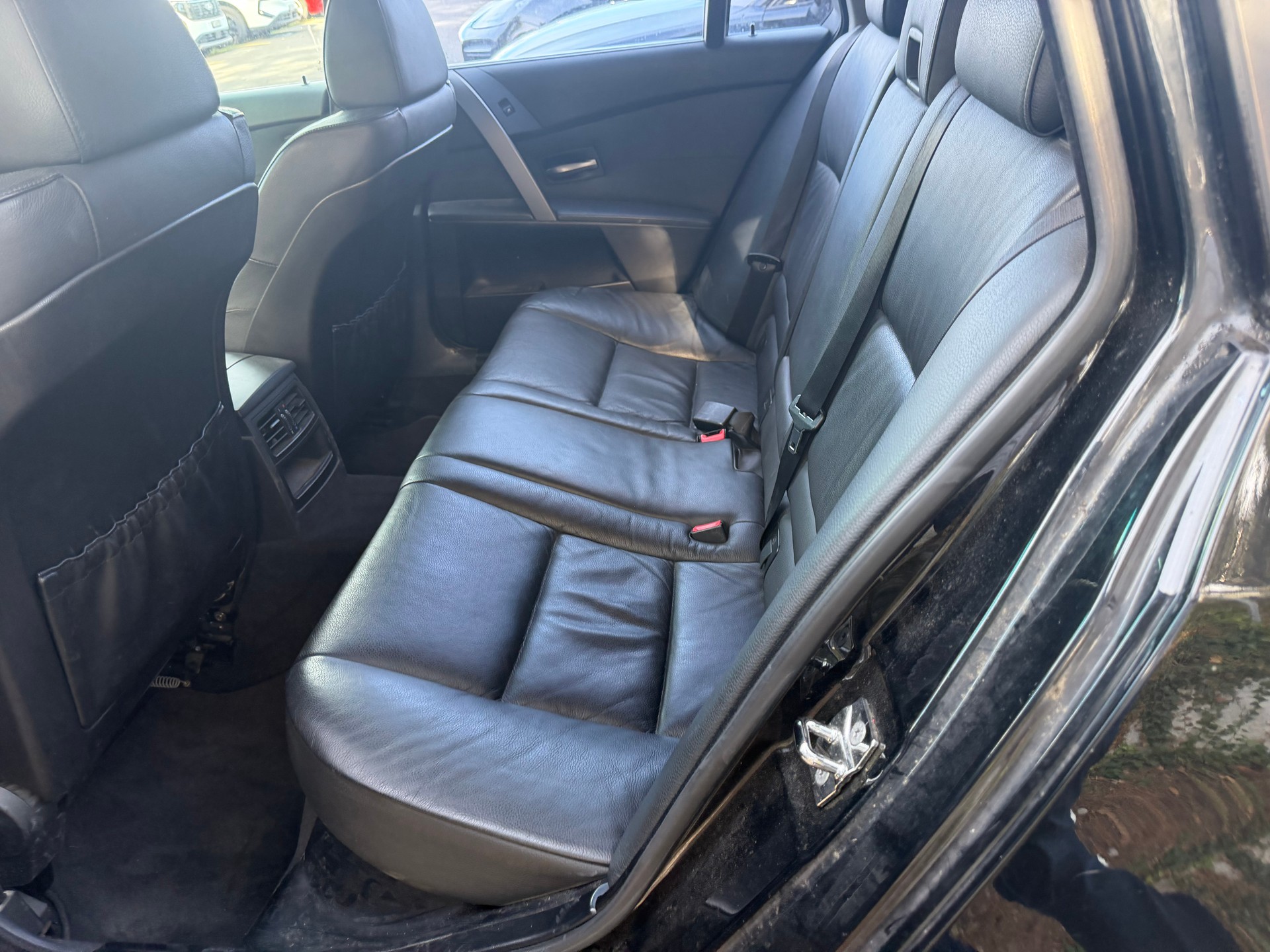 BMW 530d Touring-image-6