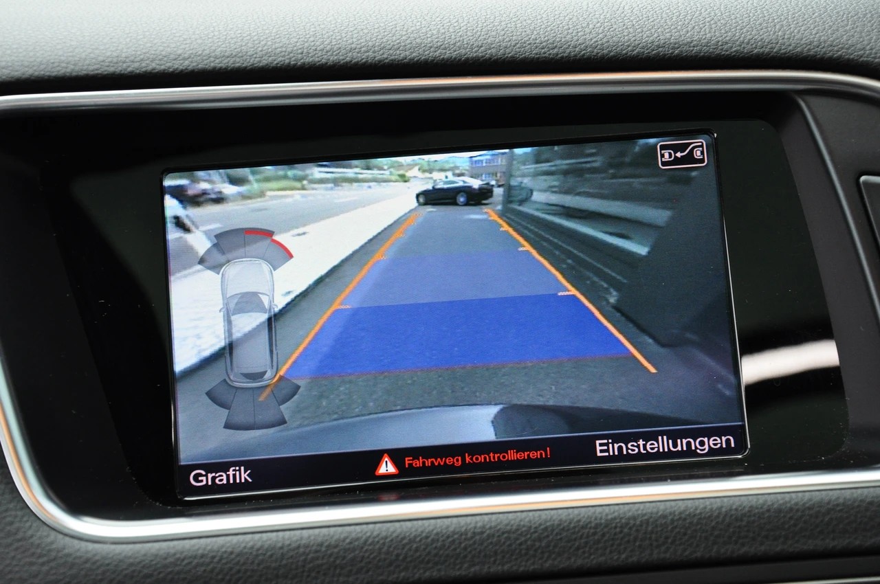 AUDI SQ5 3.0 TDI quattro tiptronic-image-21