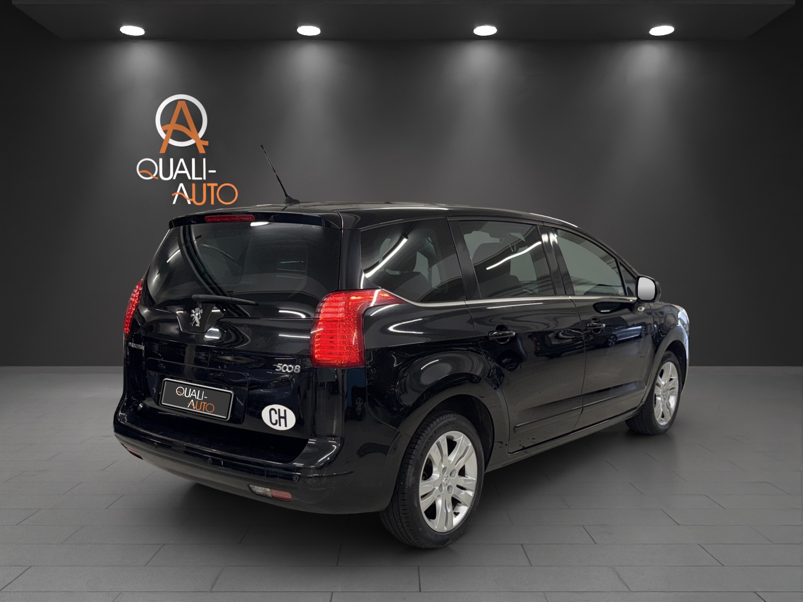 PEUGEOT 5008 1.6 16V T Sport Pack-image-5