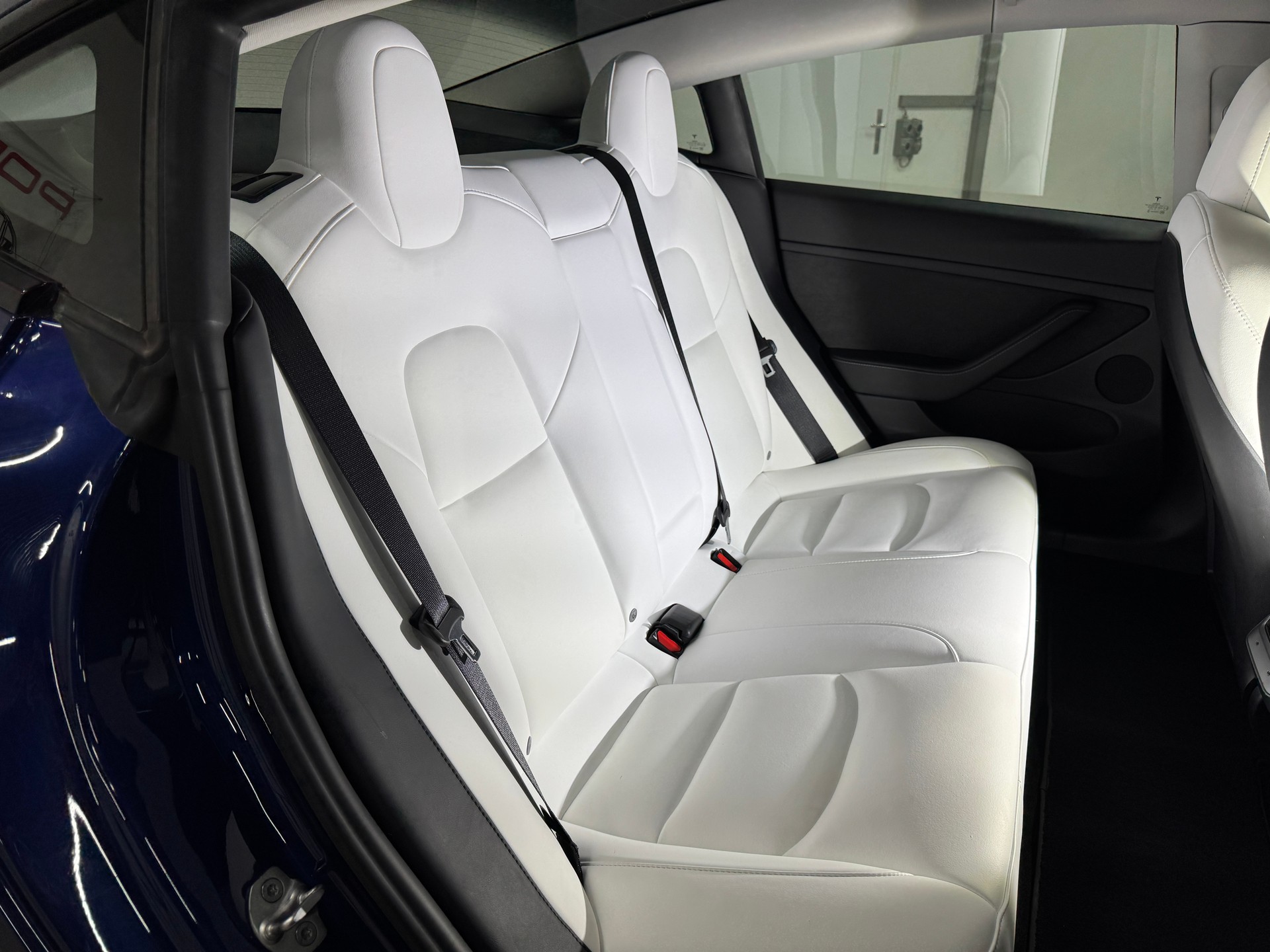 TESLA Model 3 Long Range Dual Motor AWD 498PS / Facelift / Wärmepumpe / inkl. Enhanced Autopilot 3.0-image-8