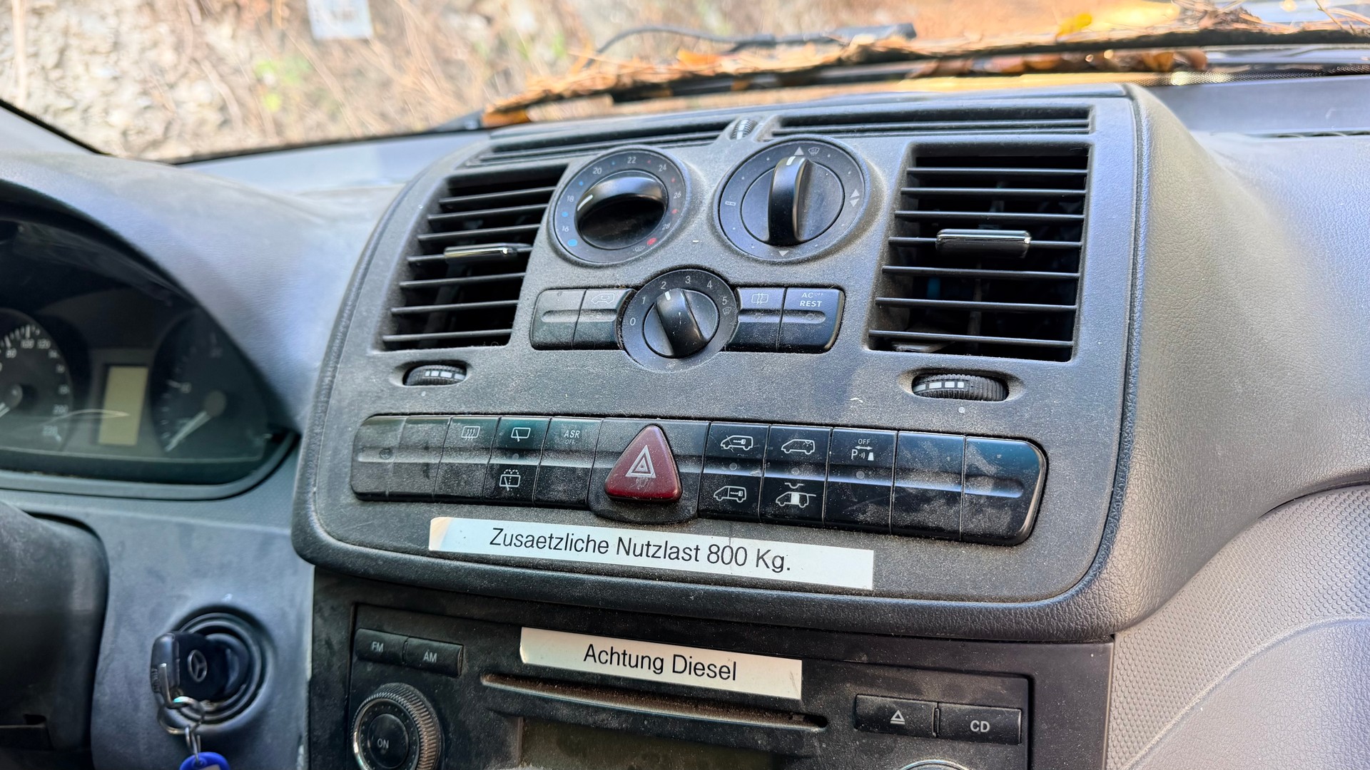 MERCEDES-BENZ Vito 111 CDI 4x4-image-9