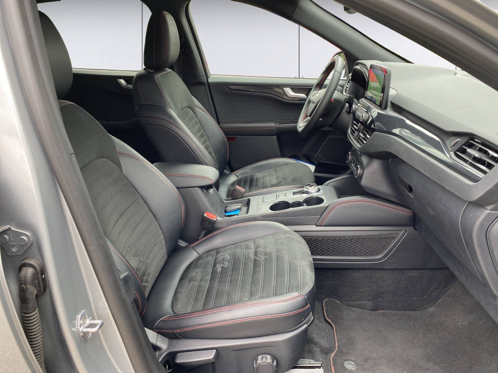 FORD Kuga 2.5 Plug-in Hybrid ST-Line X-image-12