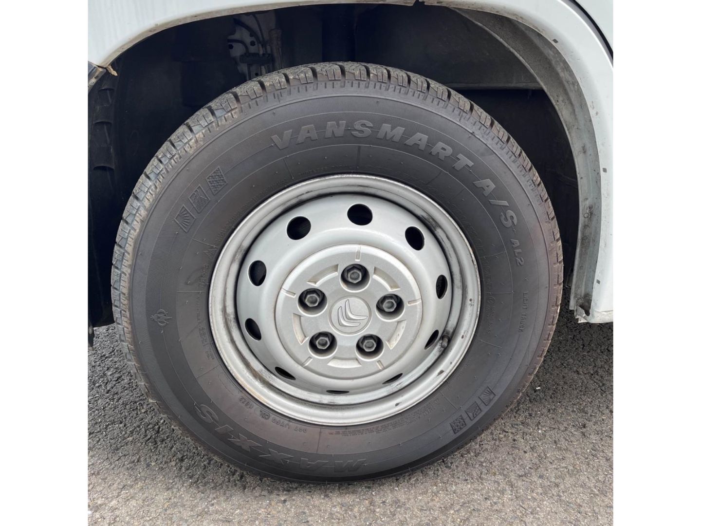 PEUGEOT Boxer 2.0 HDI 30 L1H1-image-10
