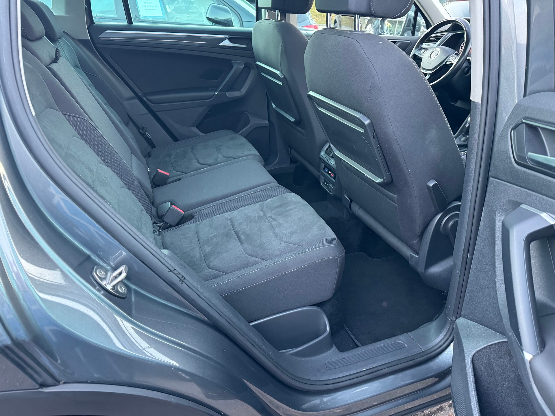 VW Tiguan 2.0TSI Highline 4Motion DSG-image-13