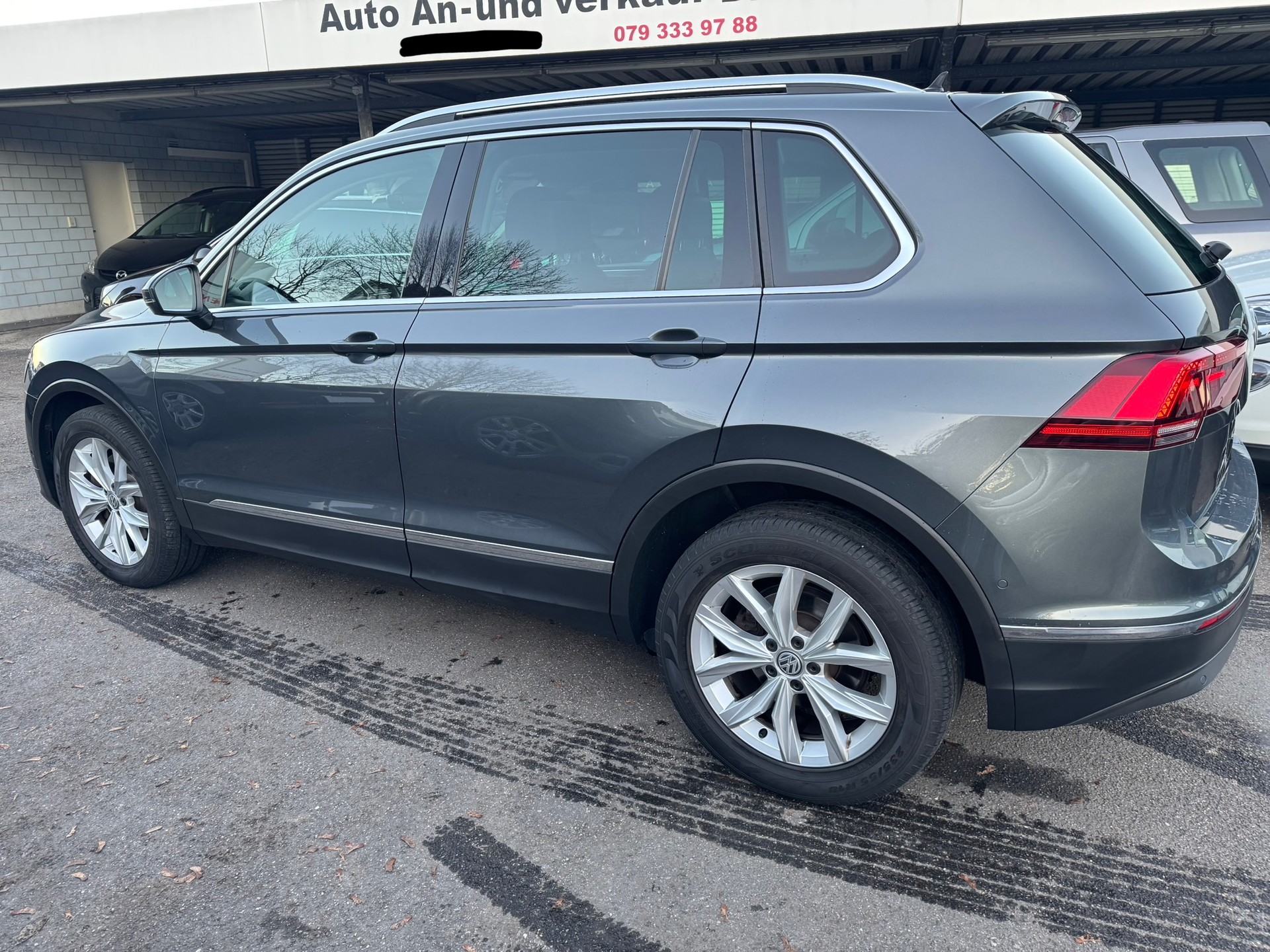VW Tiguan 2.0TSI Highline 4Motion DSG-image-4