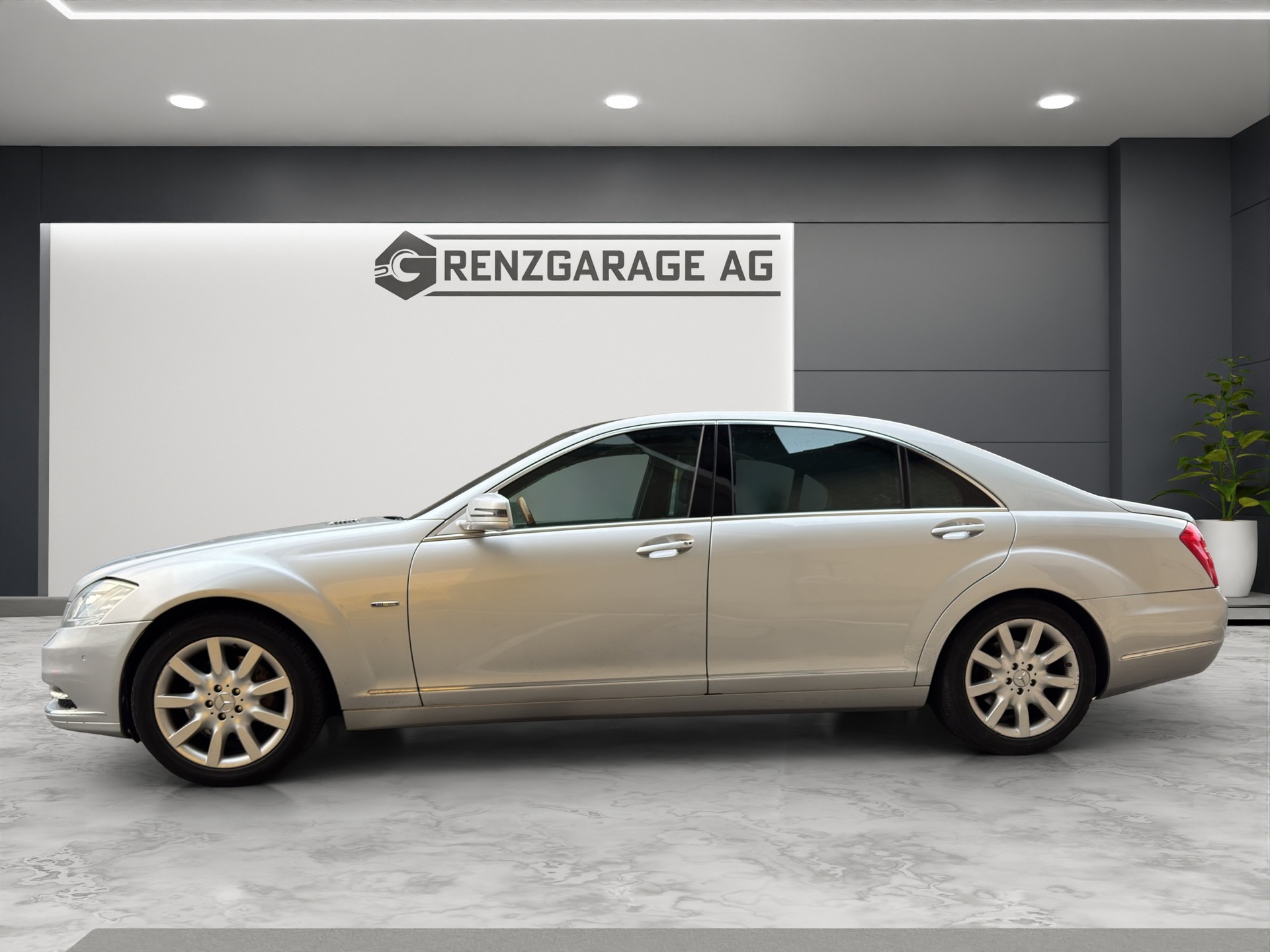 MERCEDES-BENZ S 400 Hybrid 7G-Tronic-image-4