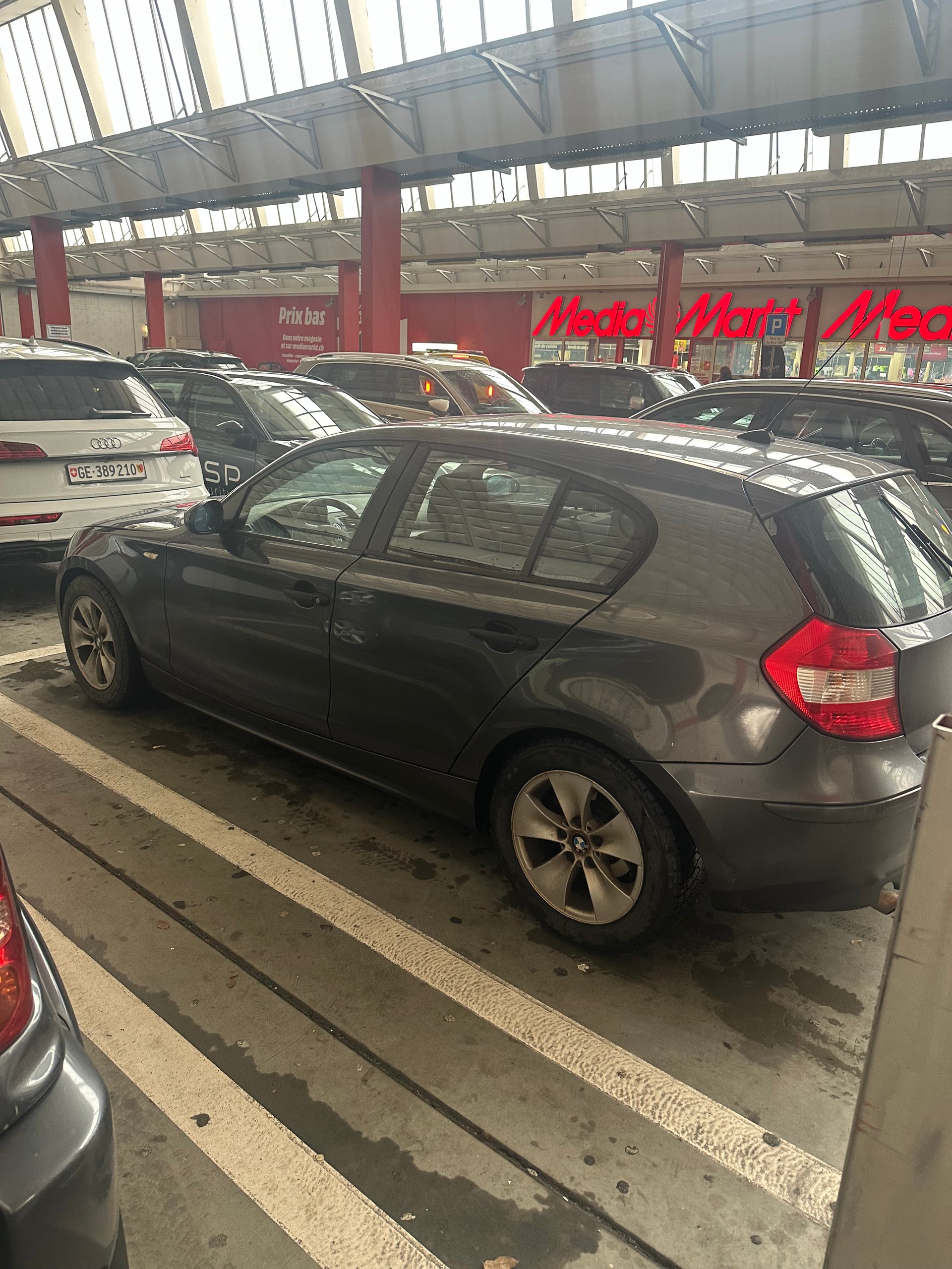 BMW Confort-image-0