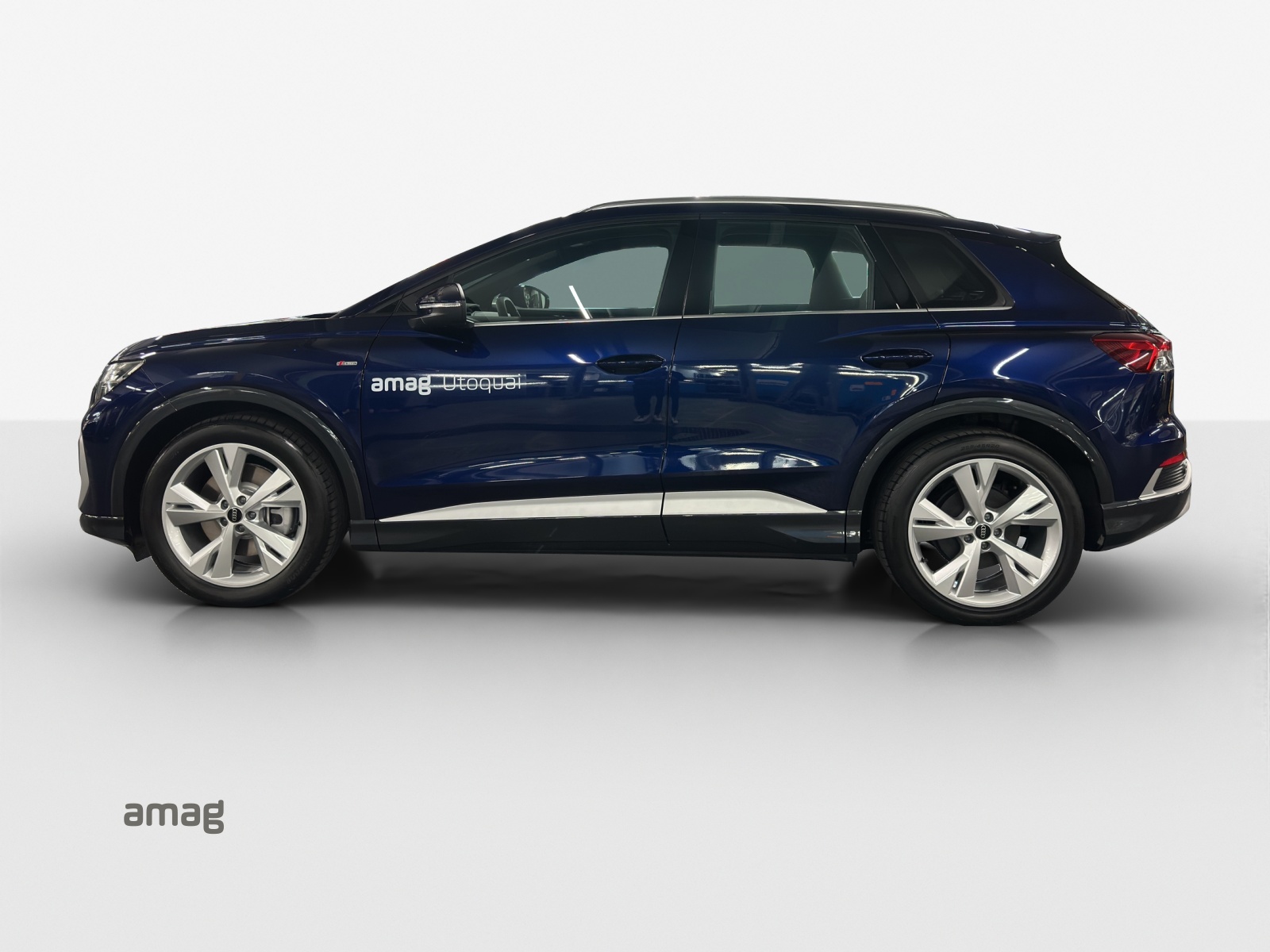 AUDI Q4 e-tron 55 quattro-image-1