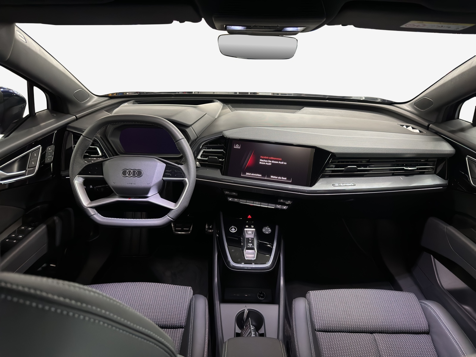 AUDI Q4 e-tron 55 quattro-image-8