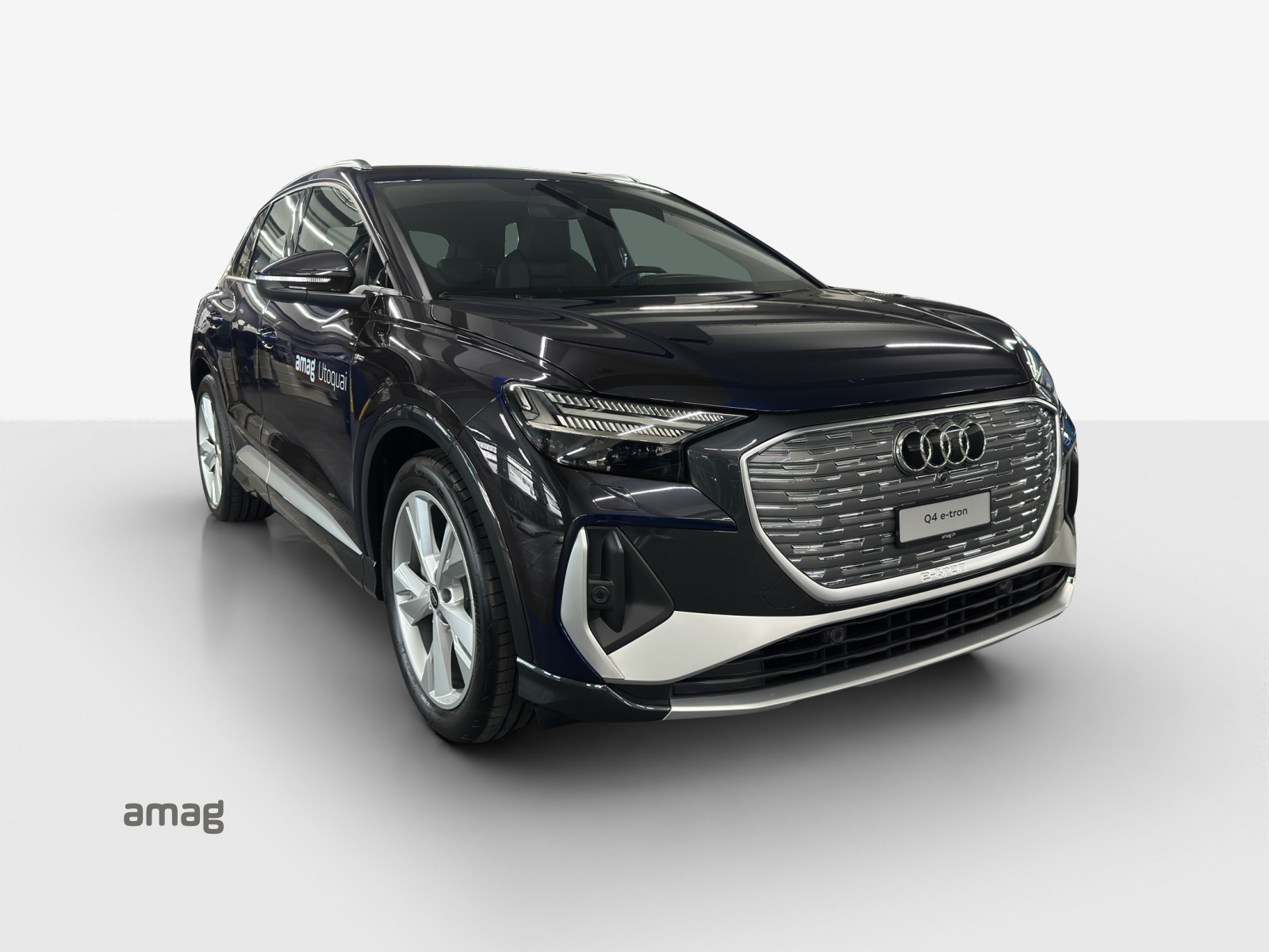 AUDI Q4 e-tron 55 quattro-image-5