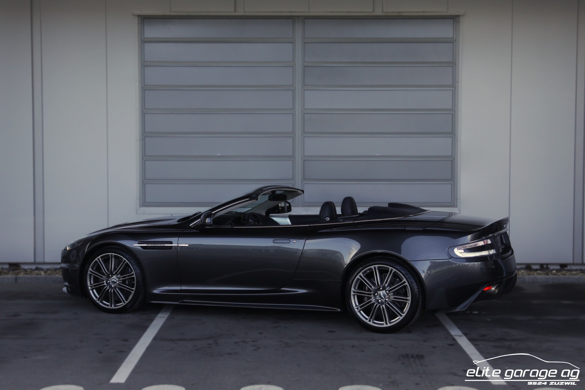 ASTON MARTIN DBS Volante Touchtronic 2-image-2