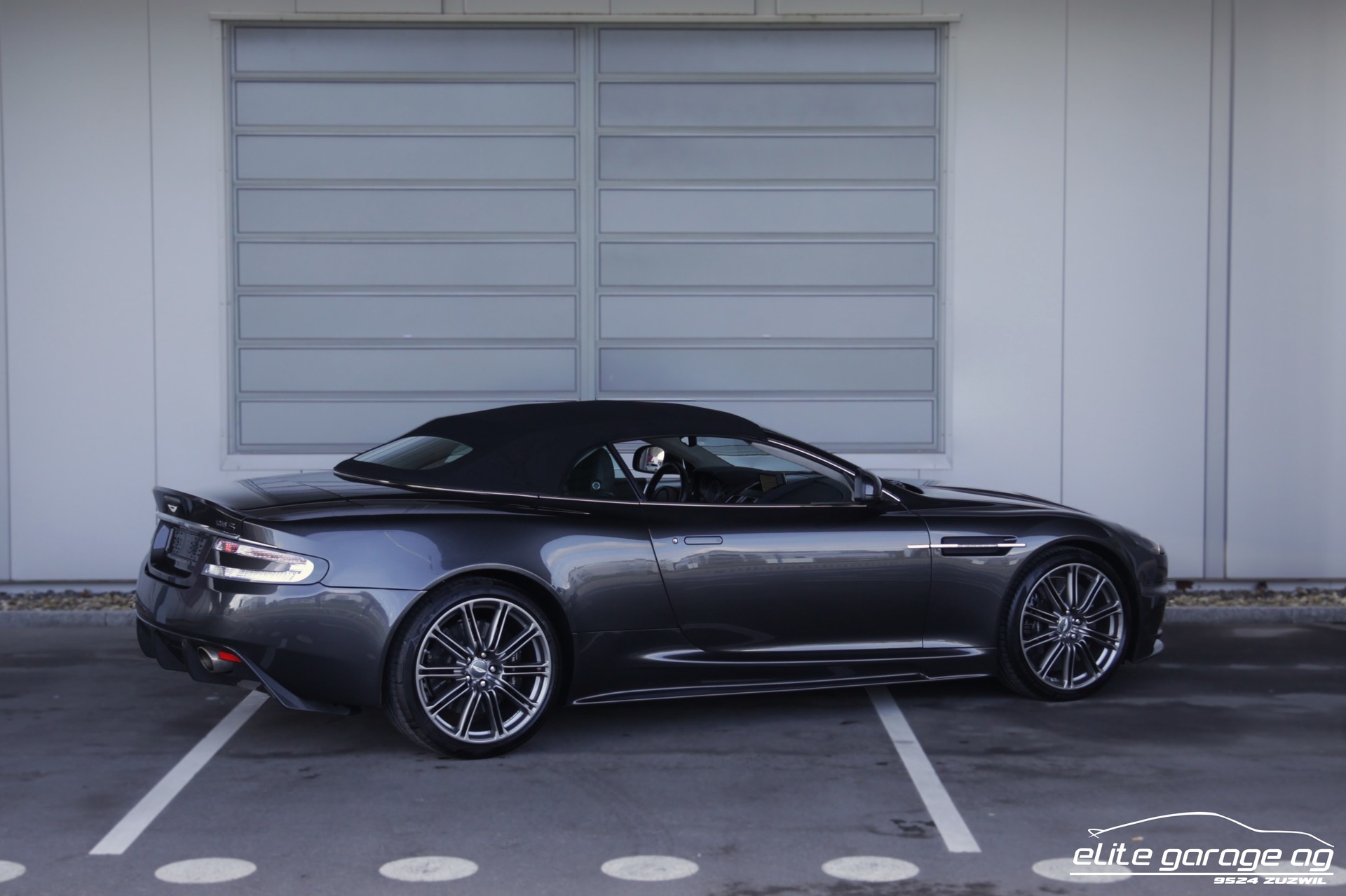 ASTON MARTIN DBS Volante Touchtronic 2-image-4