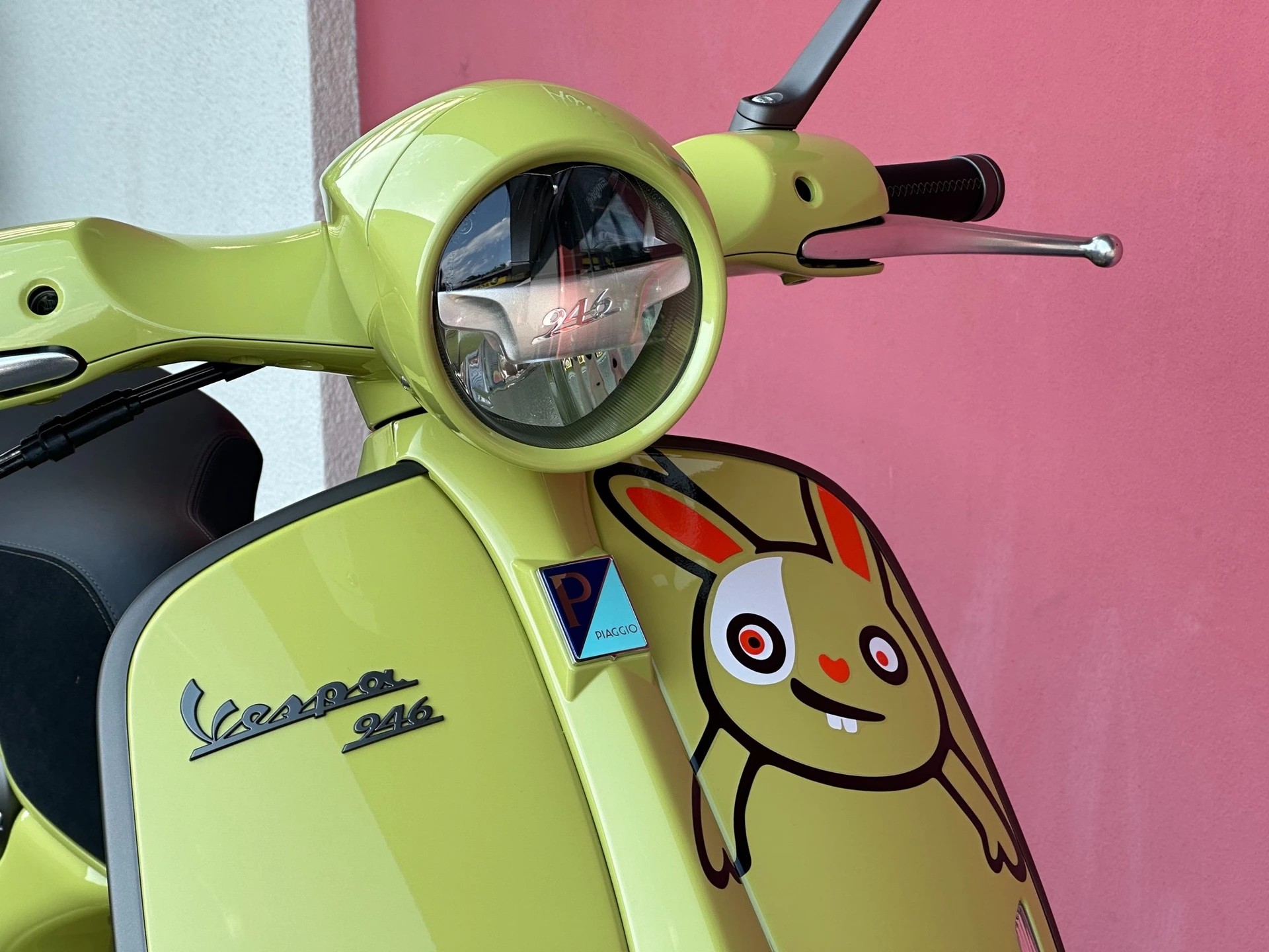 PIAGGIO Vespa 946 125 "BUNNY" 10° Anniversario-image-15
