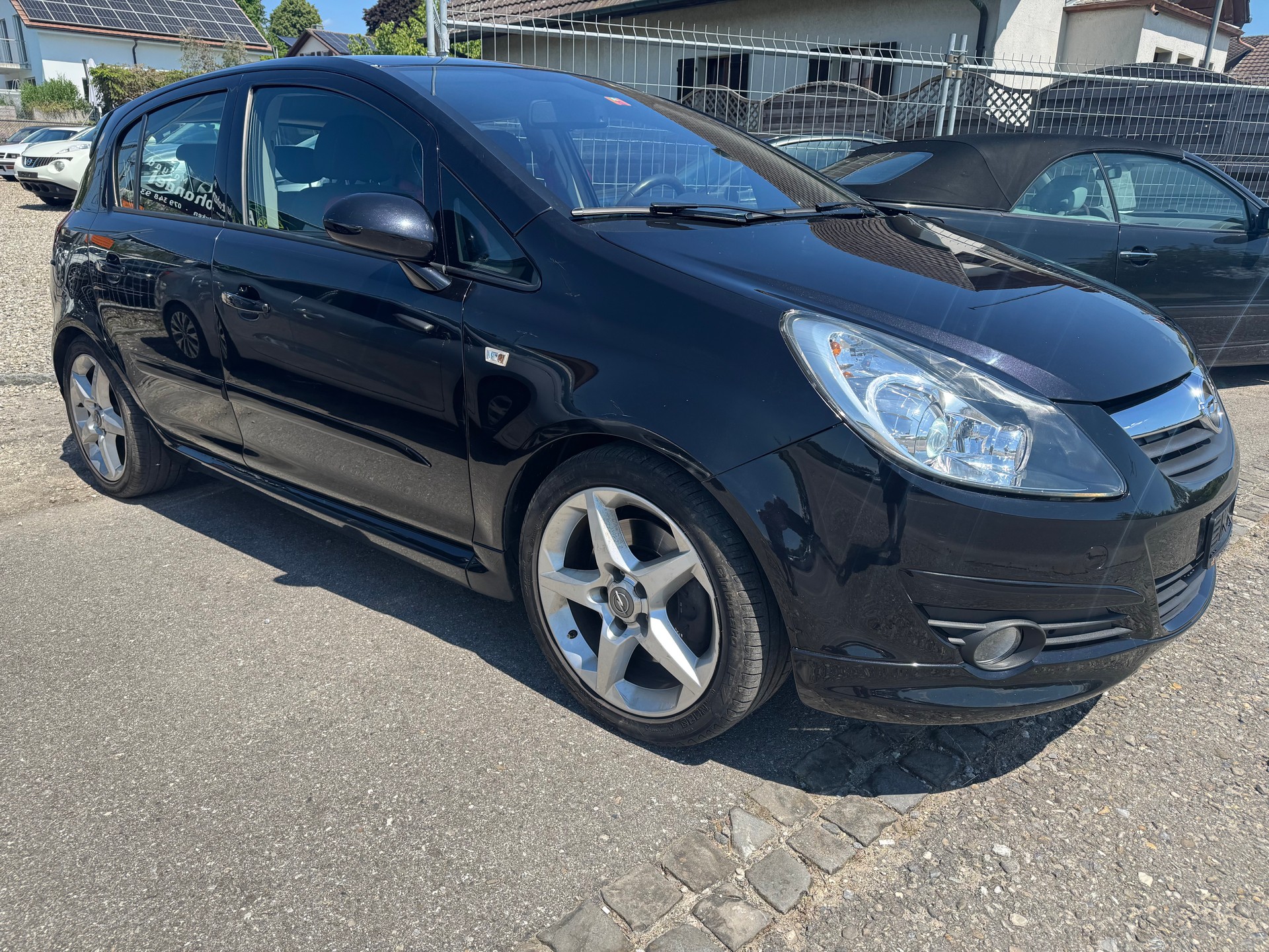 OPEL Corsa 1.6 Turbo GSi-image-2