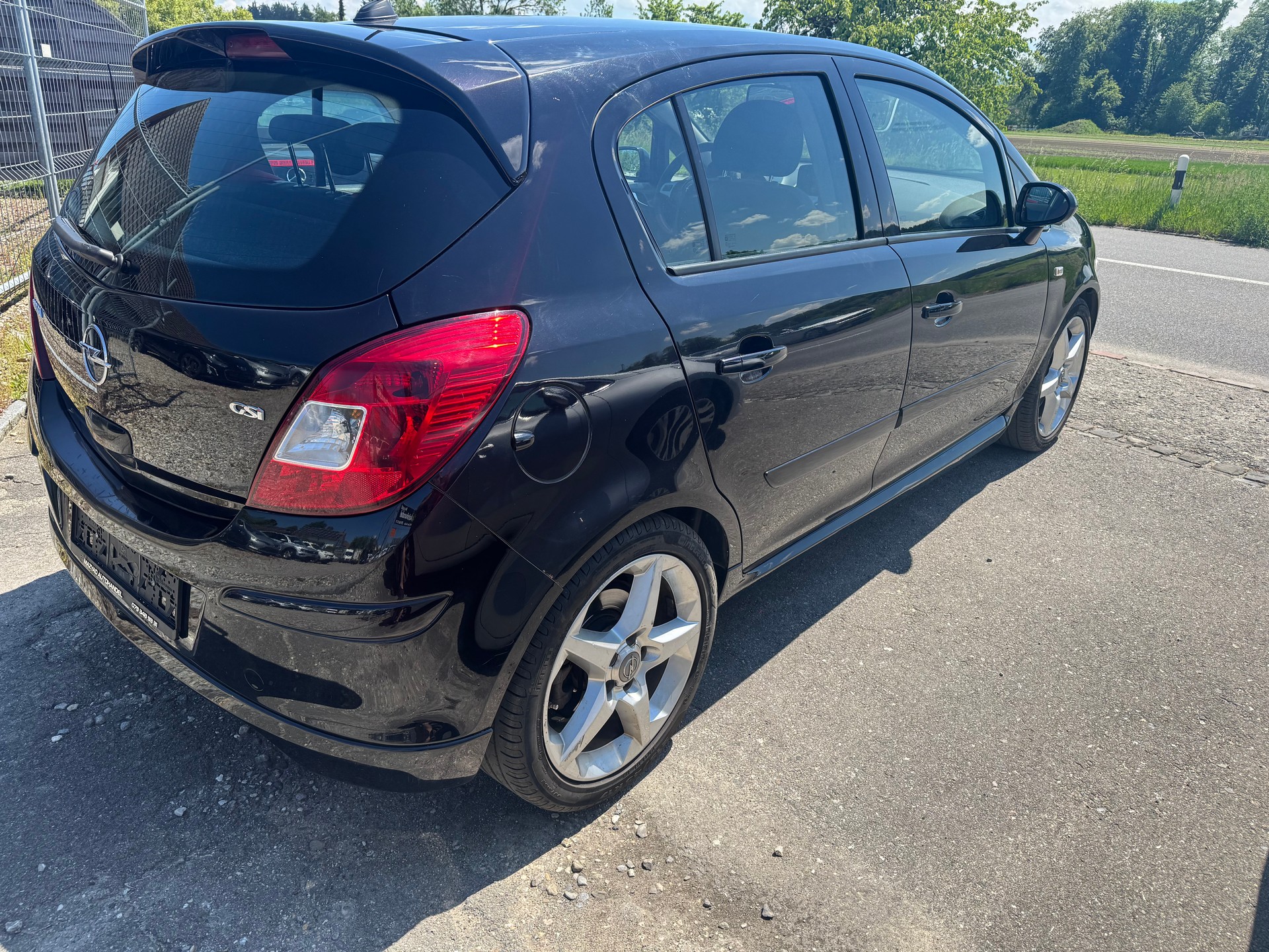 OPEL Corsa 1.6 Turbo GSi-image-4