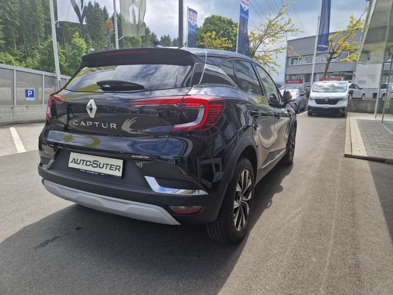 RENAULT Captur 1.3 TCe 140 techno EDC-image-2
