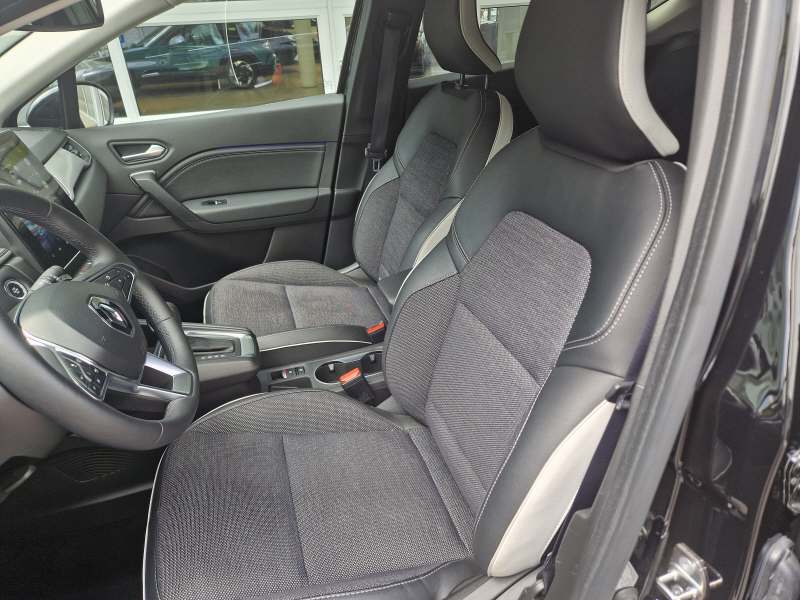 RENAULT Captur 1.3 TCe 140 techno EDC-image-6