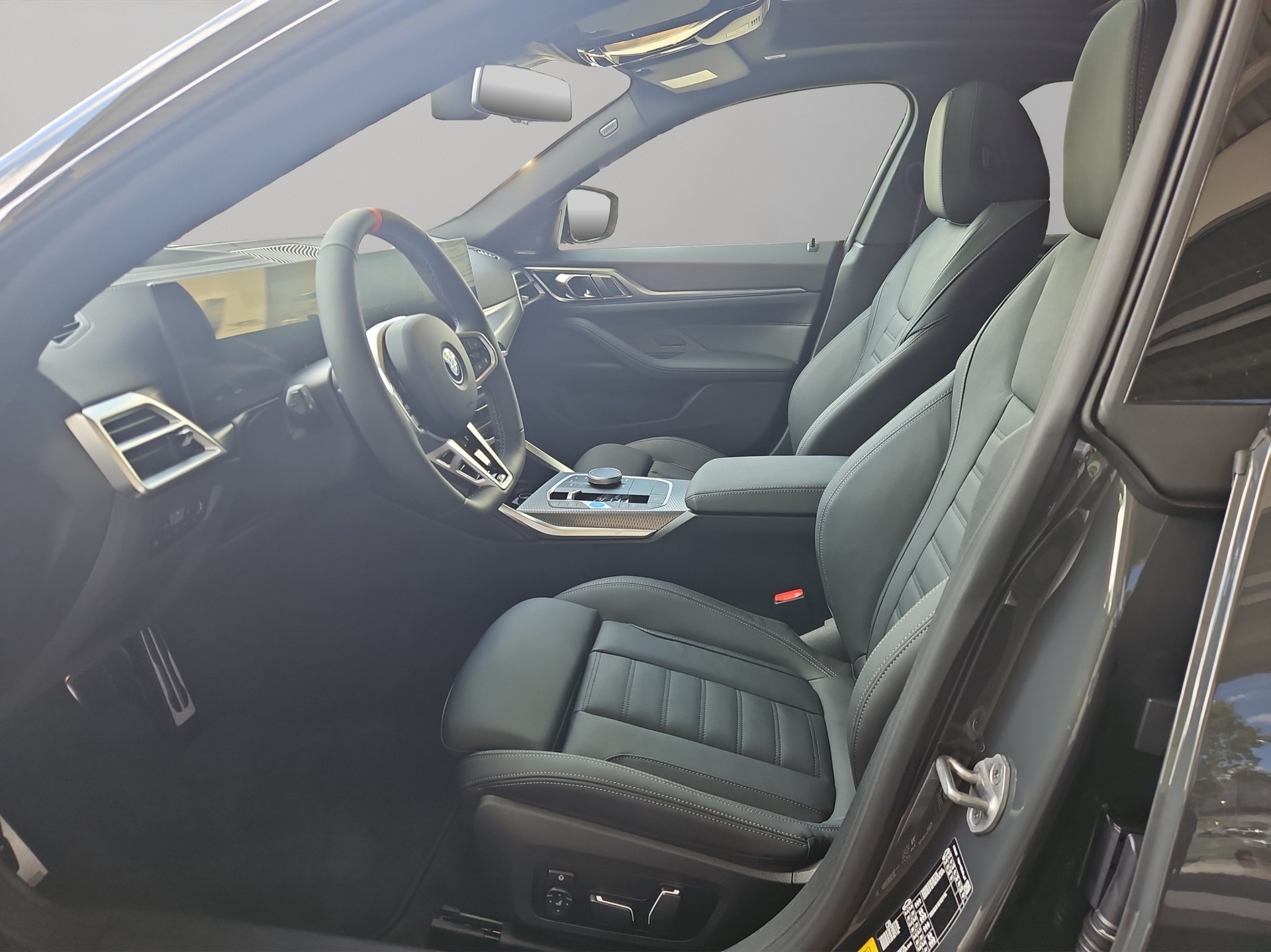 BMW i4 M60 M Sport Pro-image-14