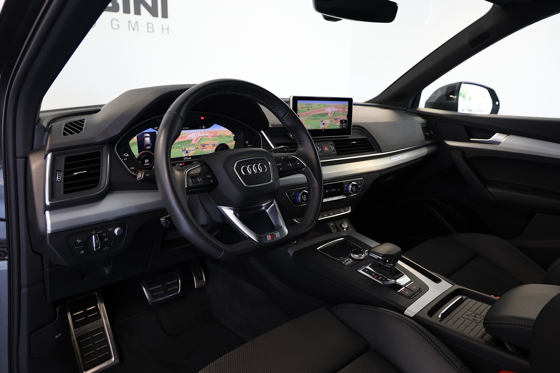 AUDI Q5 55 TFSI e S-Line sport quattro-image-7