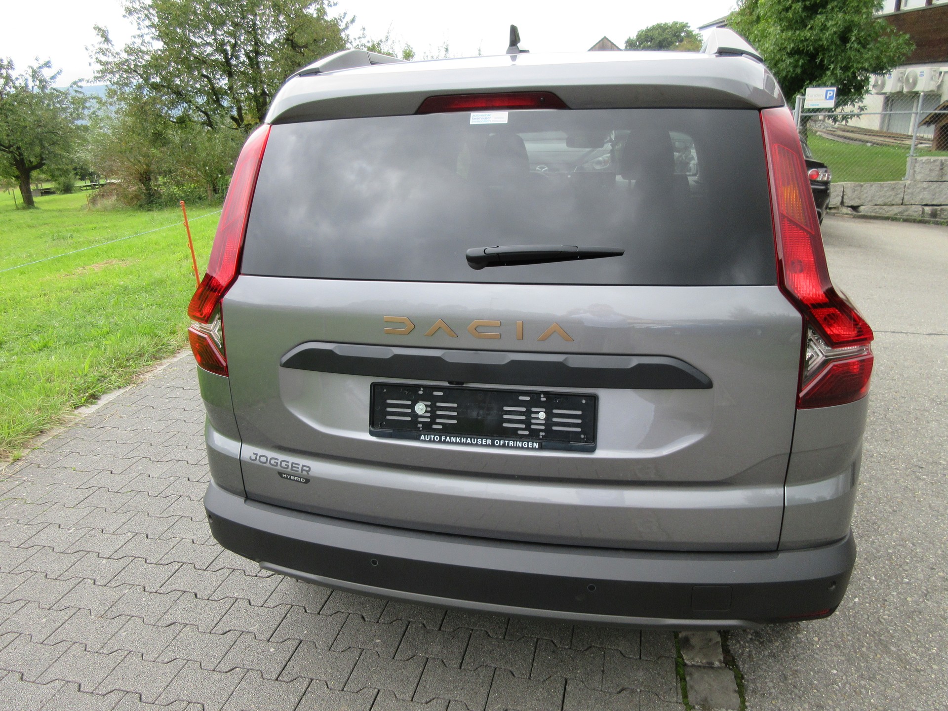 DACIA Jogger HEV 140 Extreme+ / 5 Jahre Garantie/100'000 Km-image-6