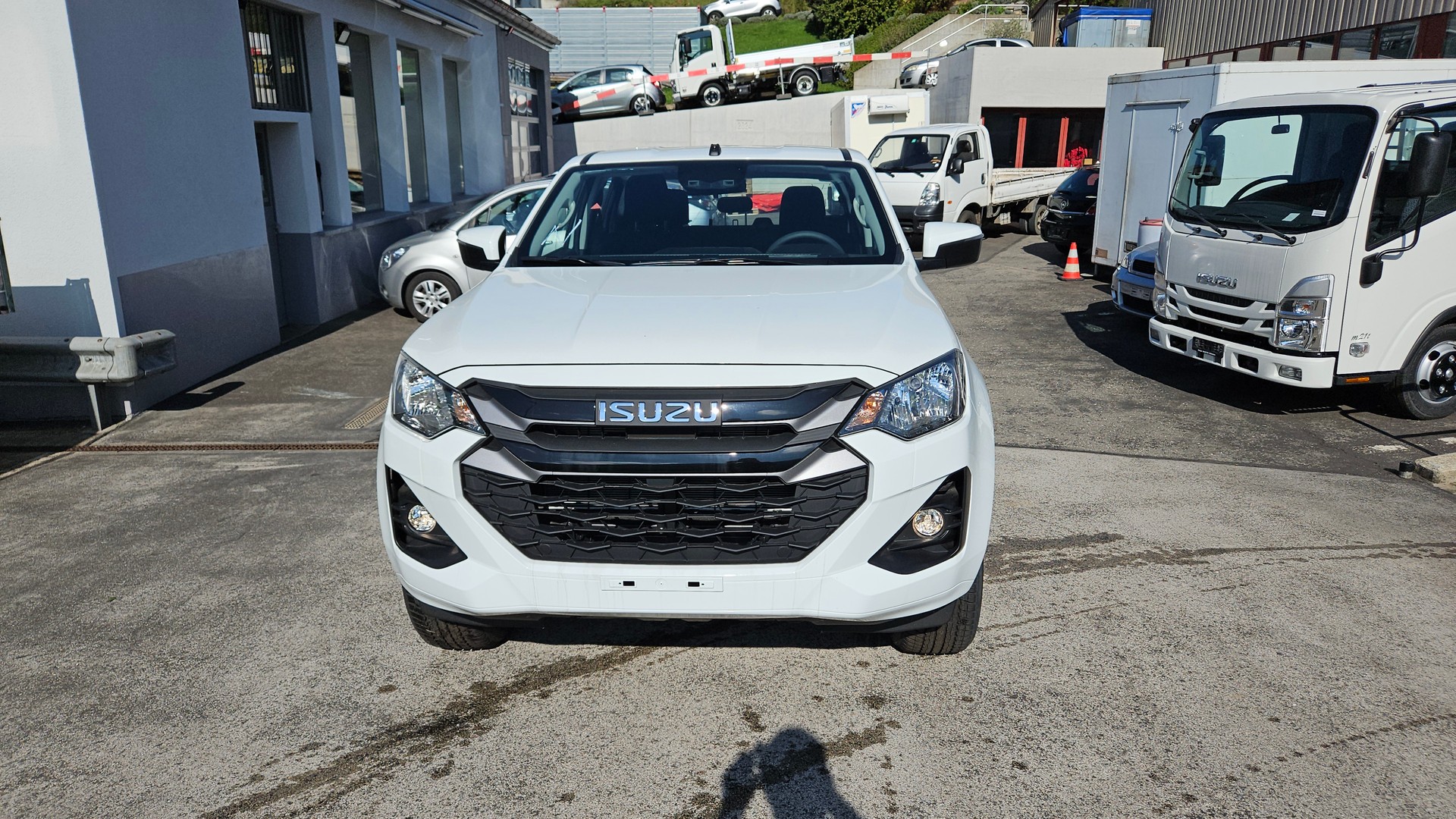 ISUZU D-MAX 1.9 CrewCab N60BB+ 4x4-image-1
