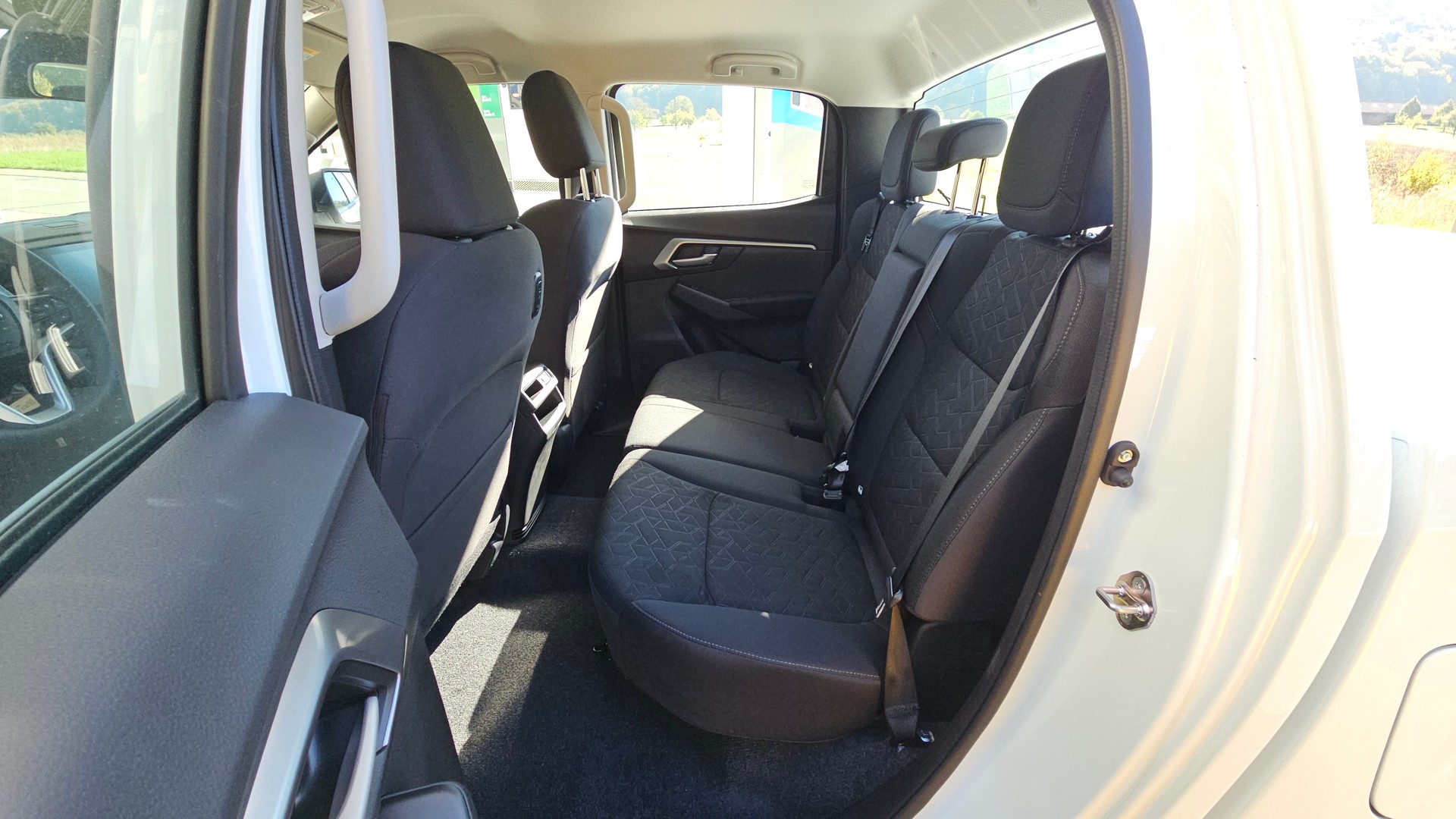 ISUZU D-MAX 1.9 CrewCab N60BB+ 4x4-image-14