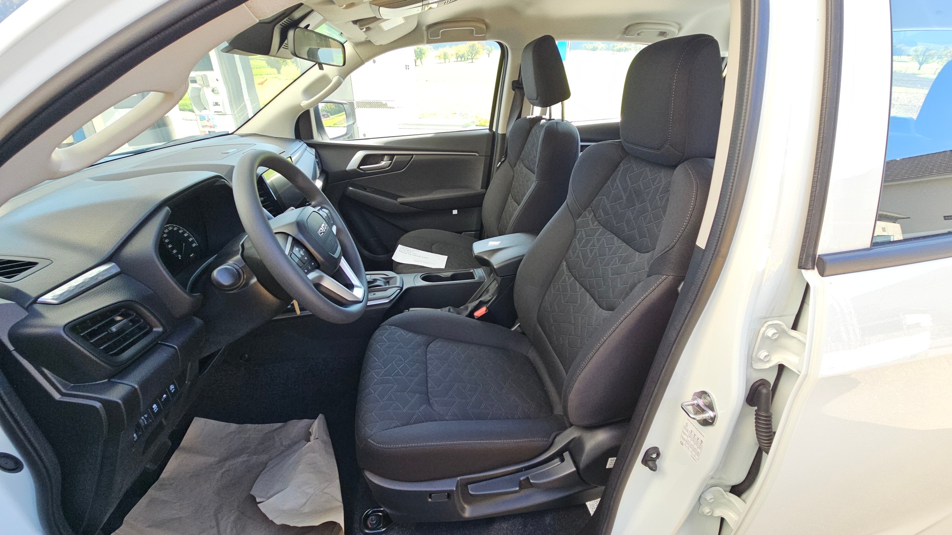 ISUZU D-MAX 1.9 CrewCab N60BB+ 4x4-image-9
