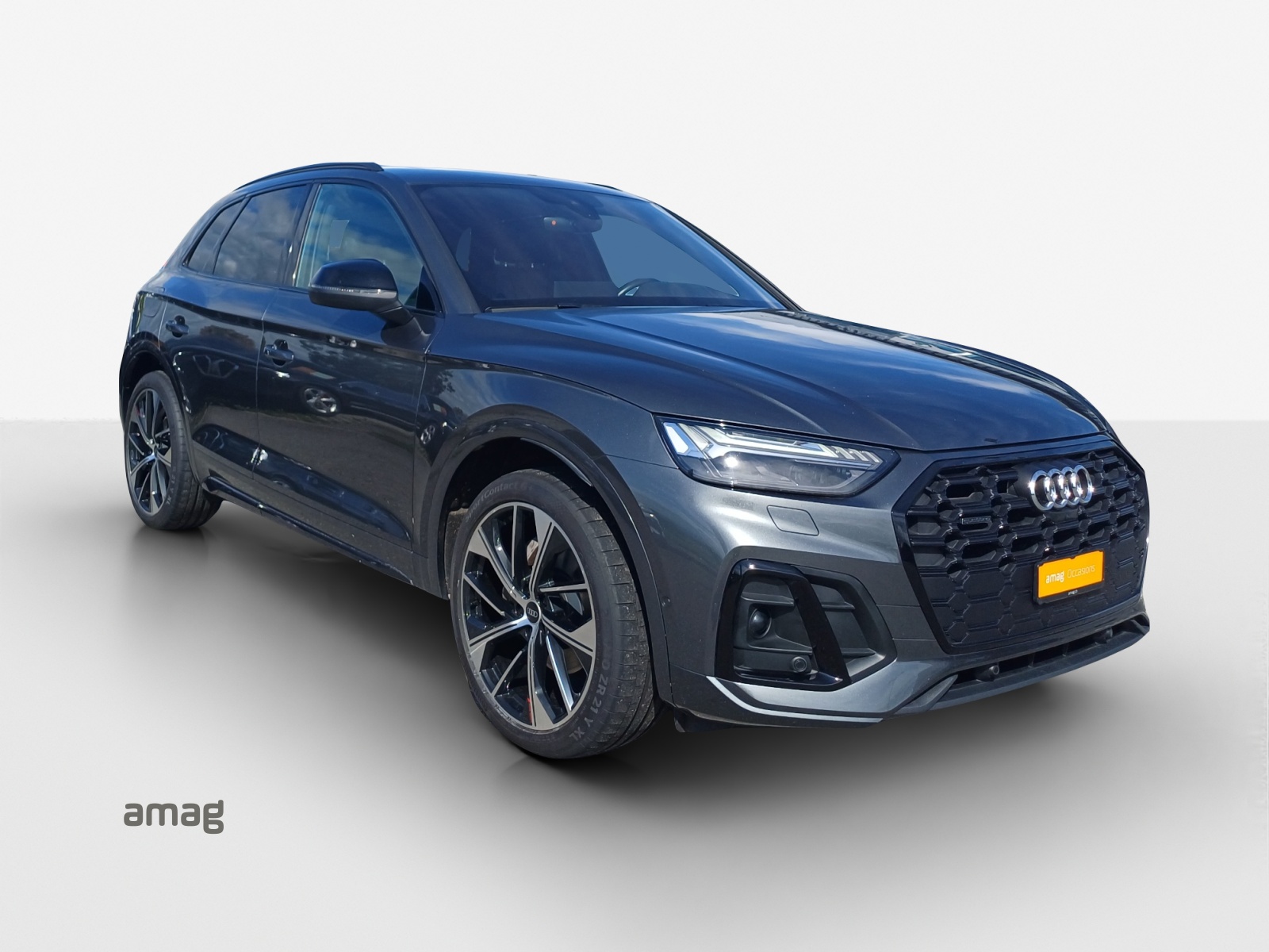 AUDI Q5 45 TFSI Black Edition quattro S-tronic-image-5