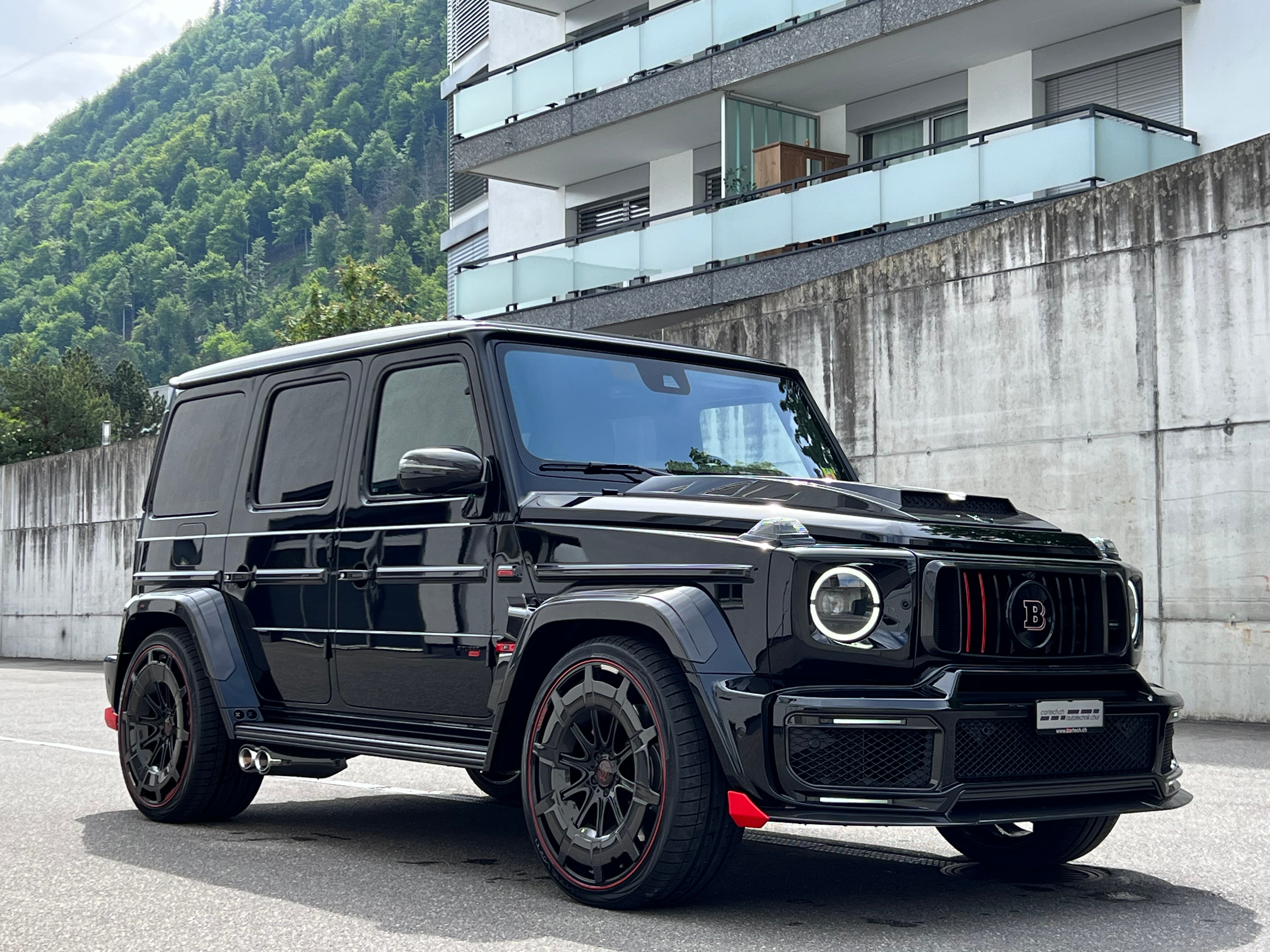Car photo