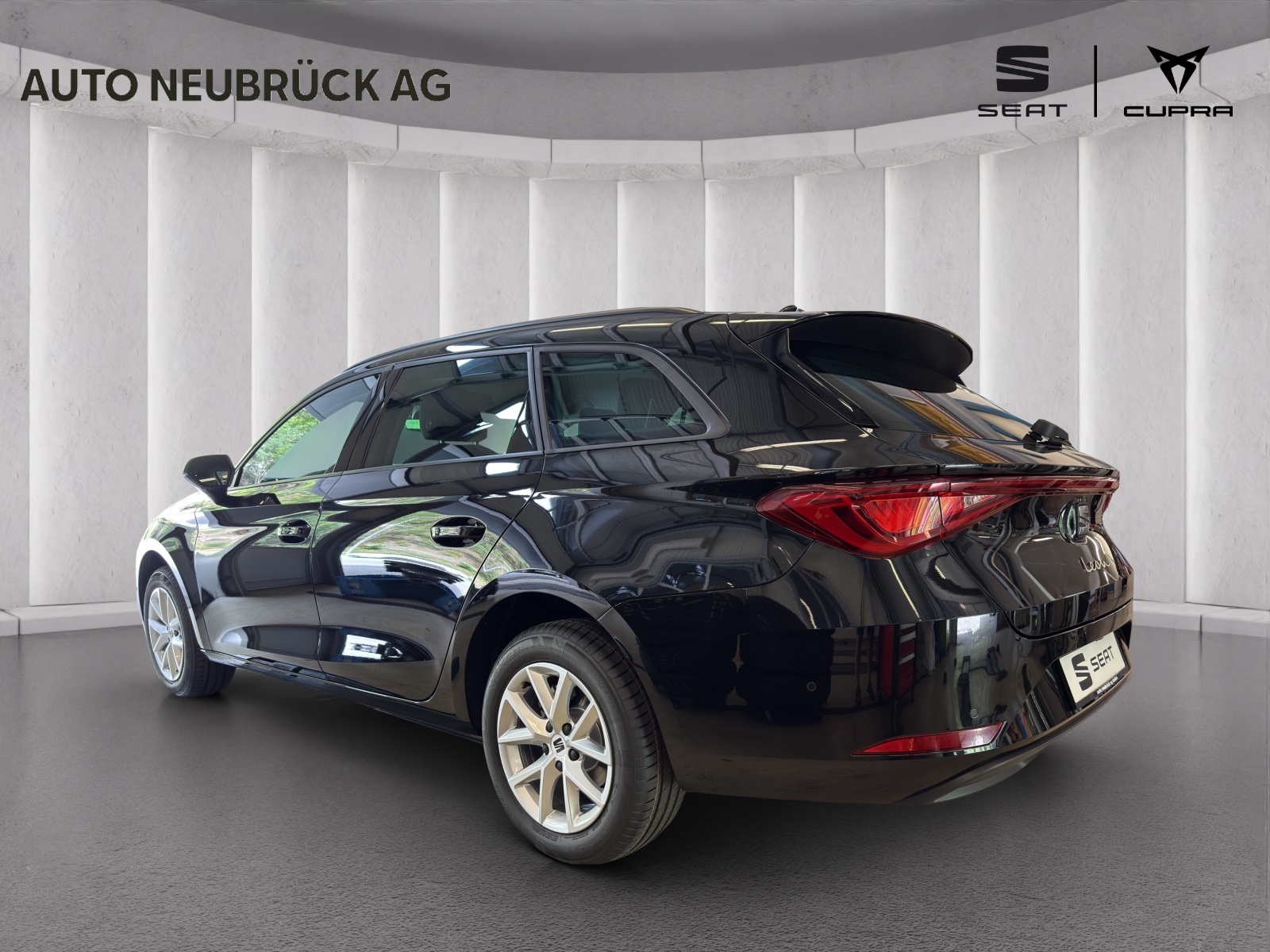 SEAT Leon ST 2.0 TDI EVO DSG Style-image-1