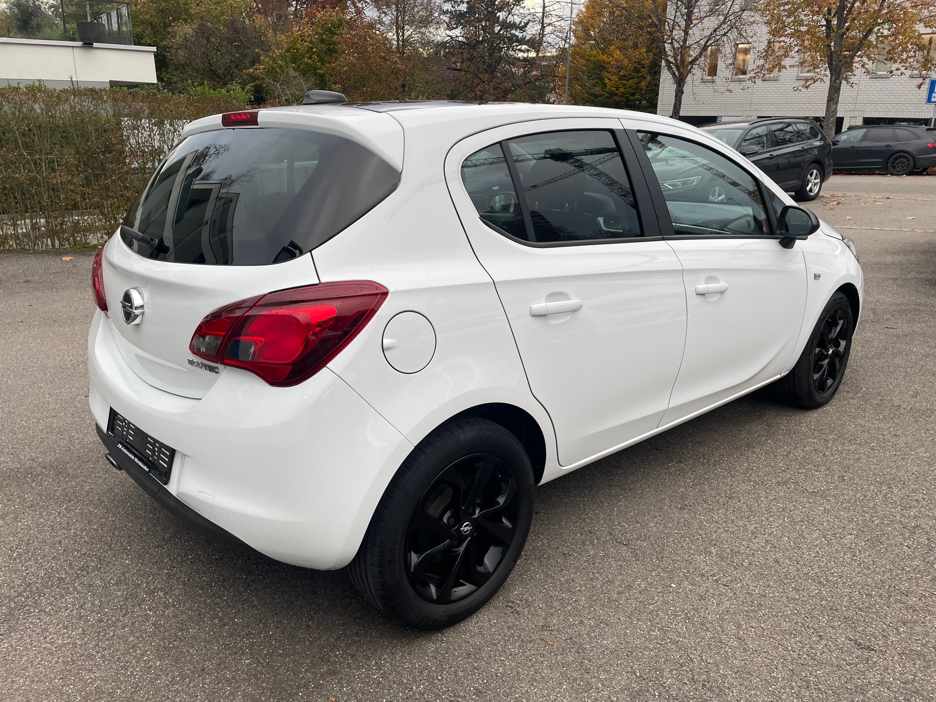 OPEL Corsa 1.0 T EcoTec Black Edition-image-3