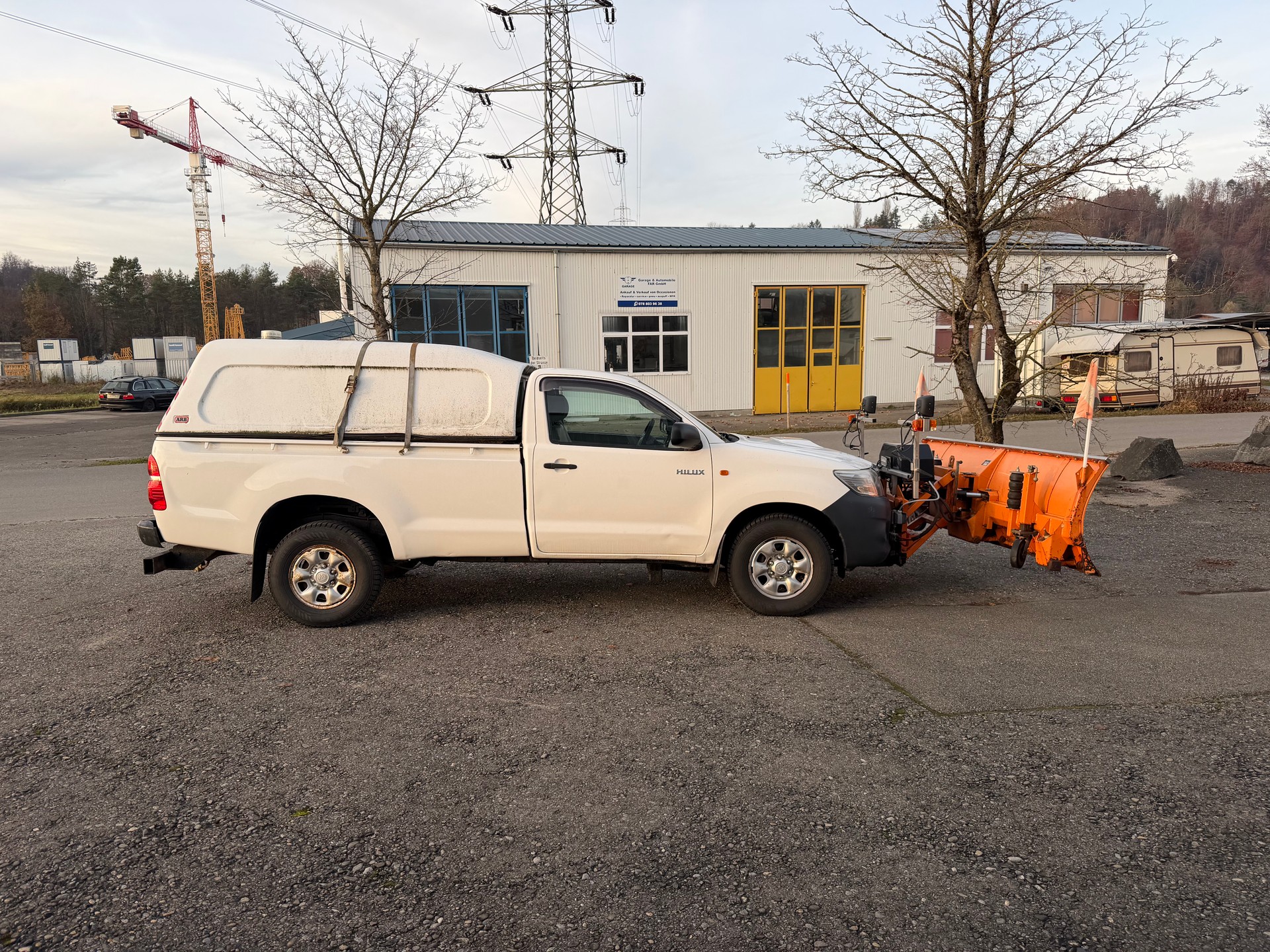 TOYOTA Hilux 2.5D 4WD Single Cab Luna-image-3