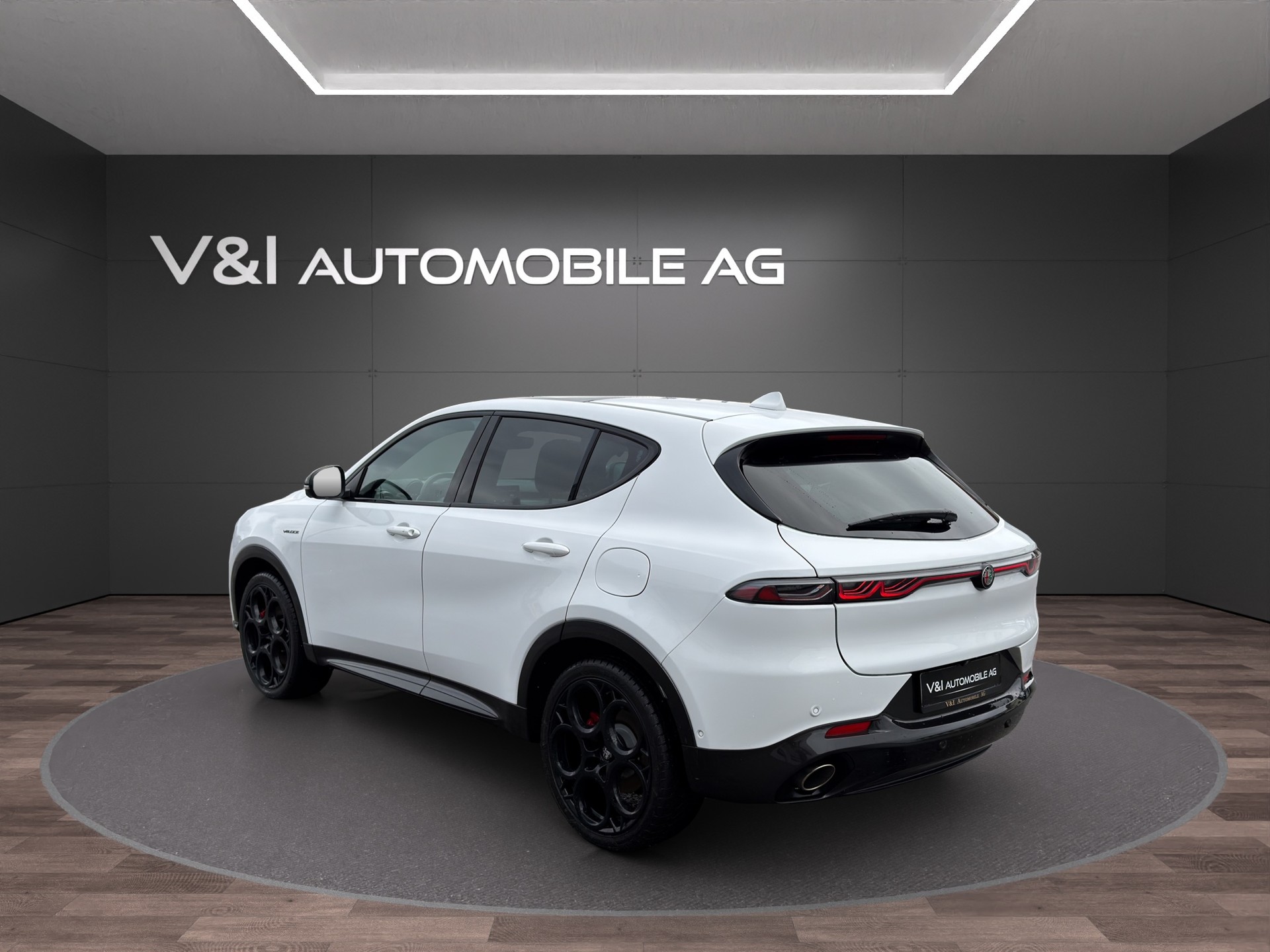 ALFA ROMEO Tonale 1.3 Plug-in-Hybrid Q4 Veloce-image-3