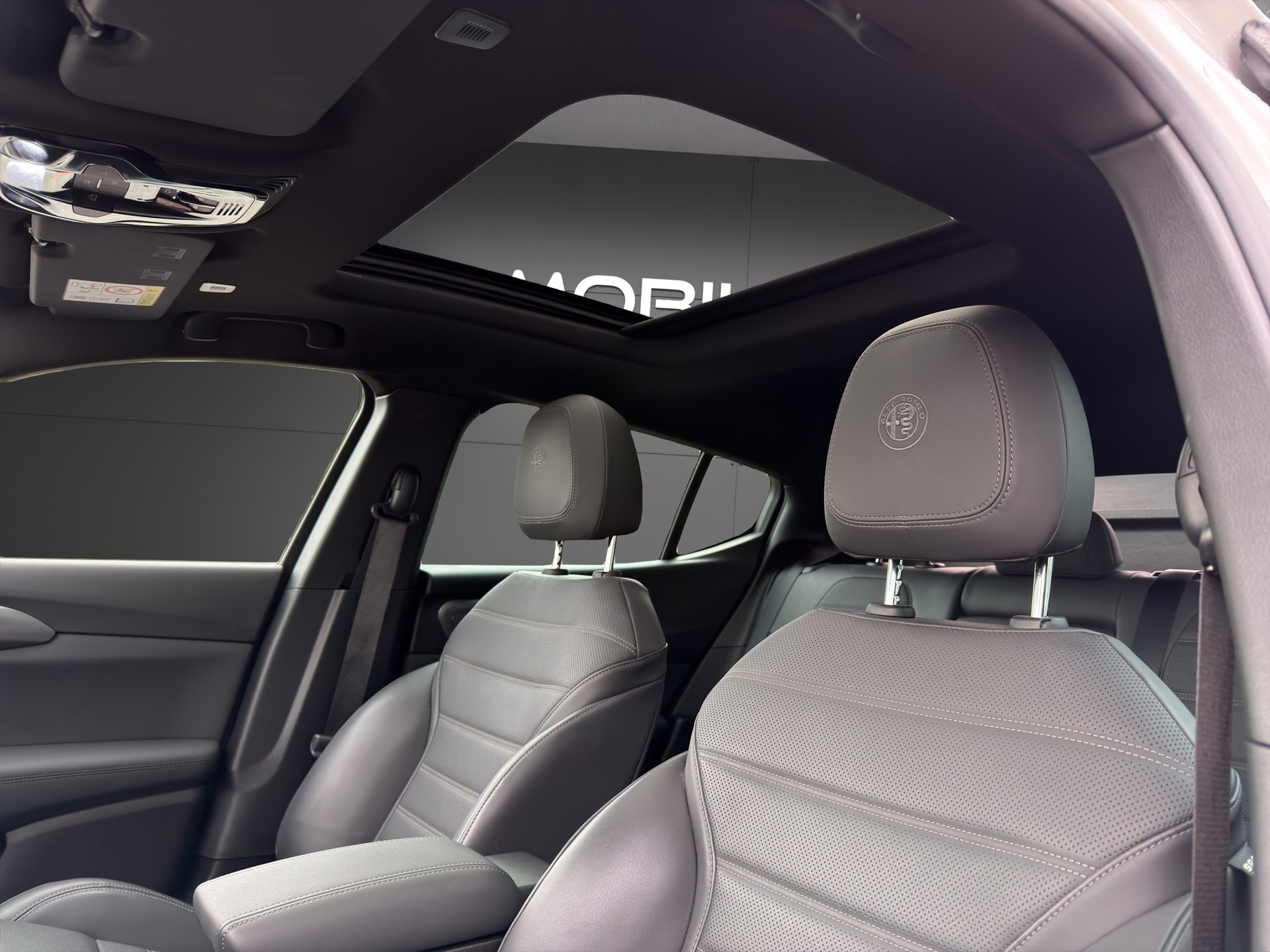 ALFA ROMEO Tonale 1.3 Plug-in-Hybrid Q4 Veloce-image-23
