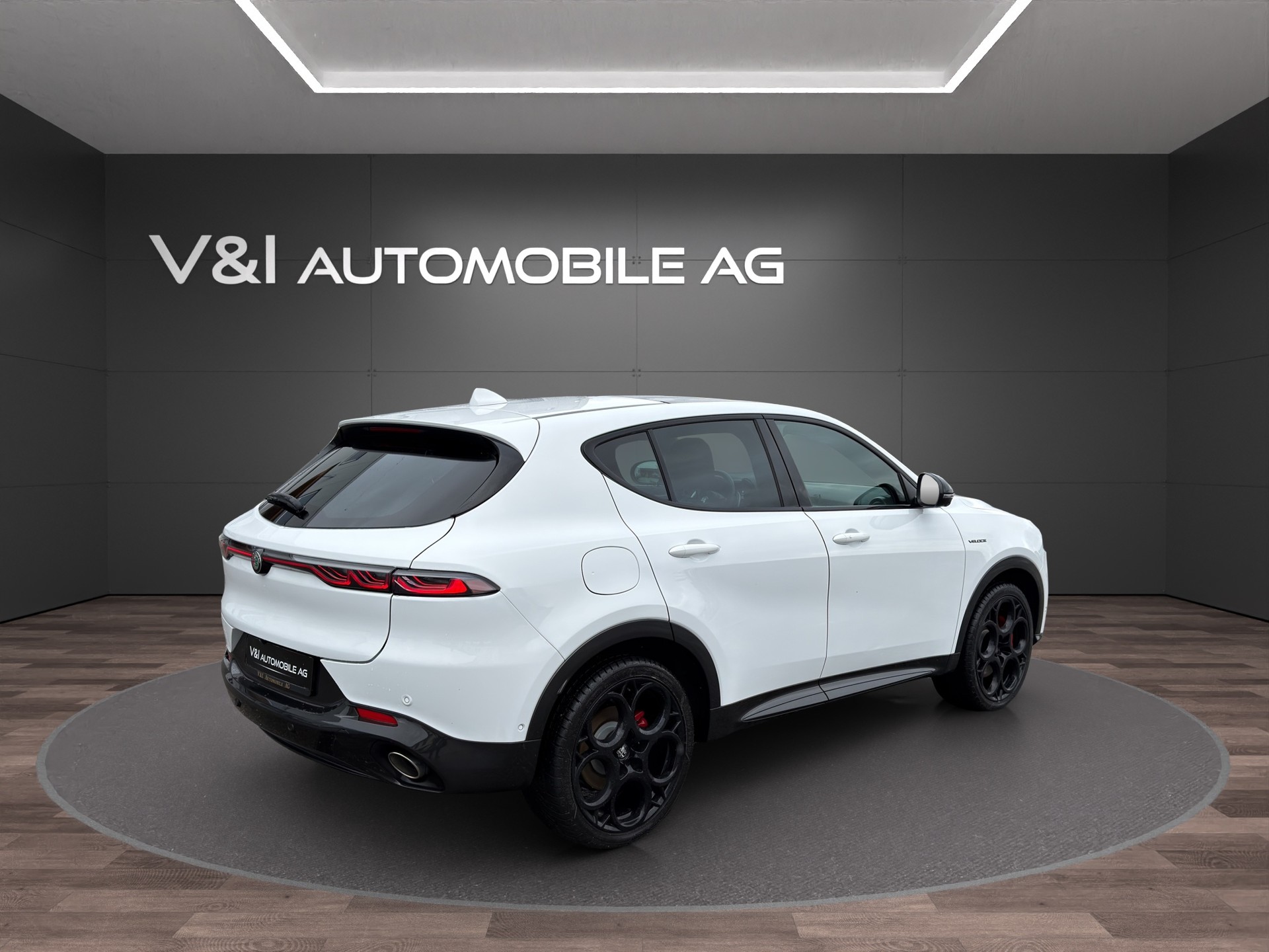 ALFA ROMEO Tonale 1.3 Plug-in-Hybrid Q4 Veloce-image-4