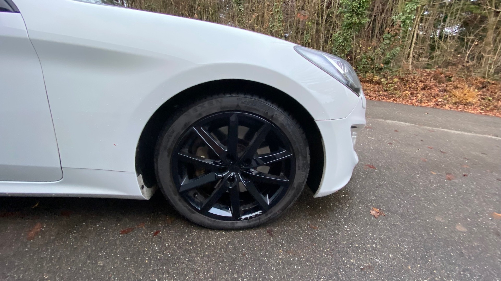 HYUNDAI Genesis 2.0 Turbo Coupé 6 Gang, 275 PS-image-5
