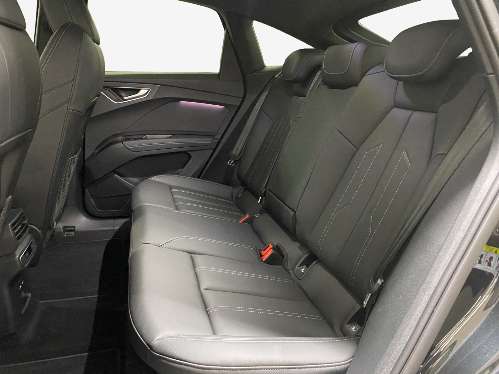 AUDI Q4 Sportback e-tron 55 quattro-image-13
