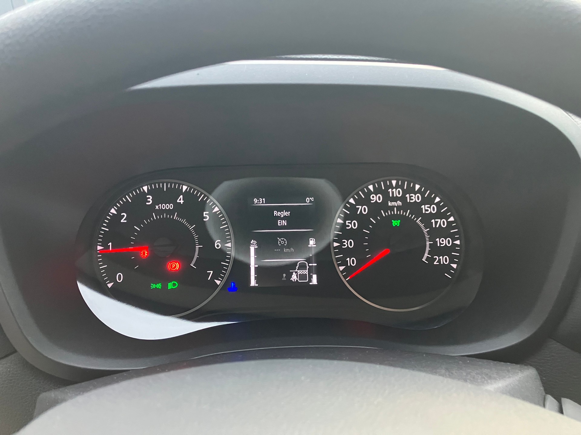 NISSAN L3-image-10